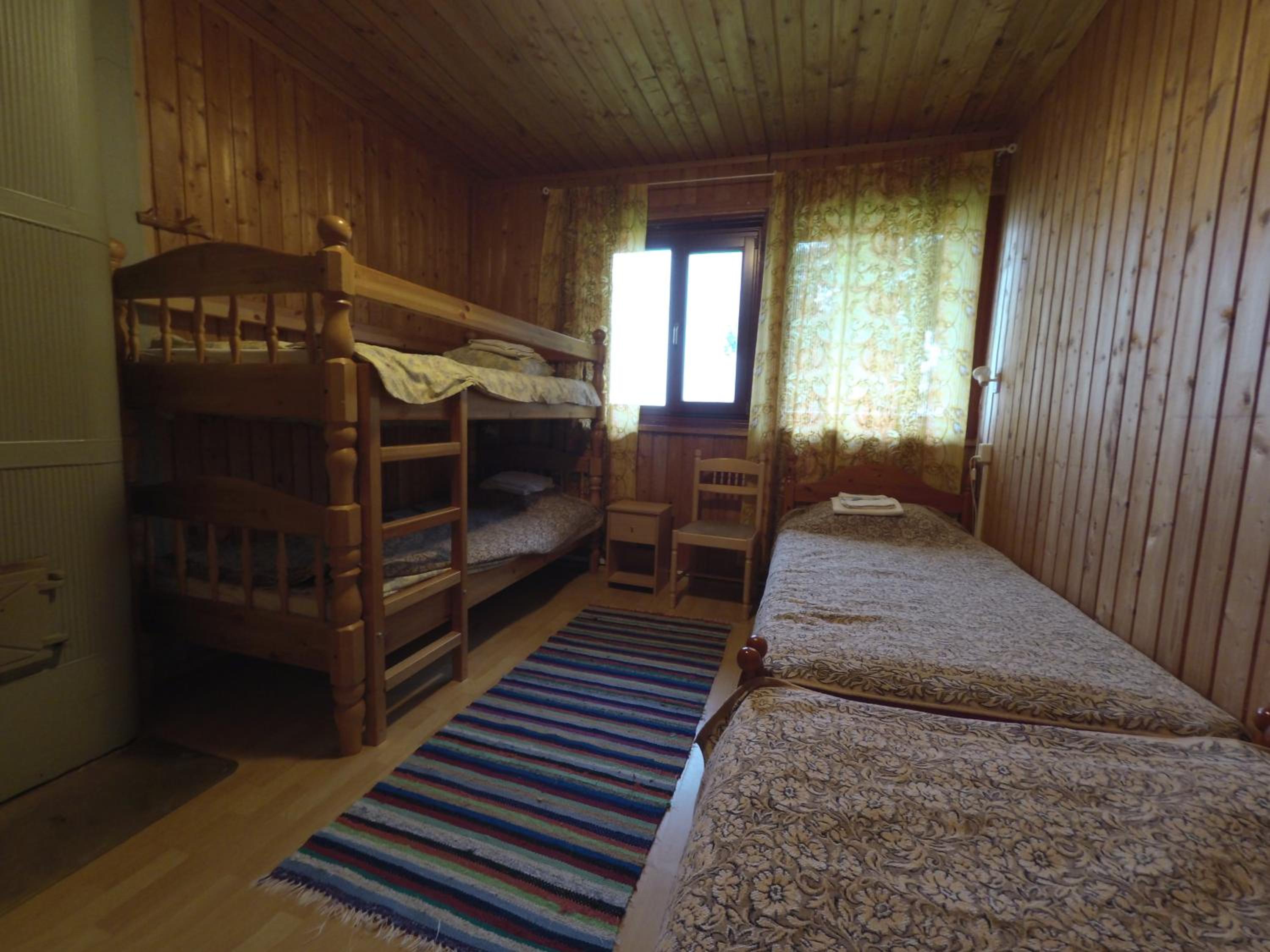 Quadruple Room with Sea View - Photo 3