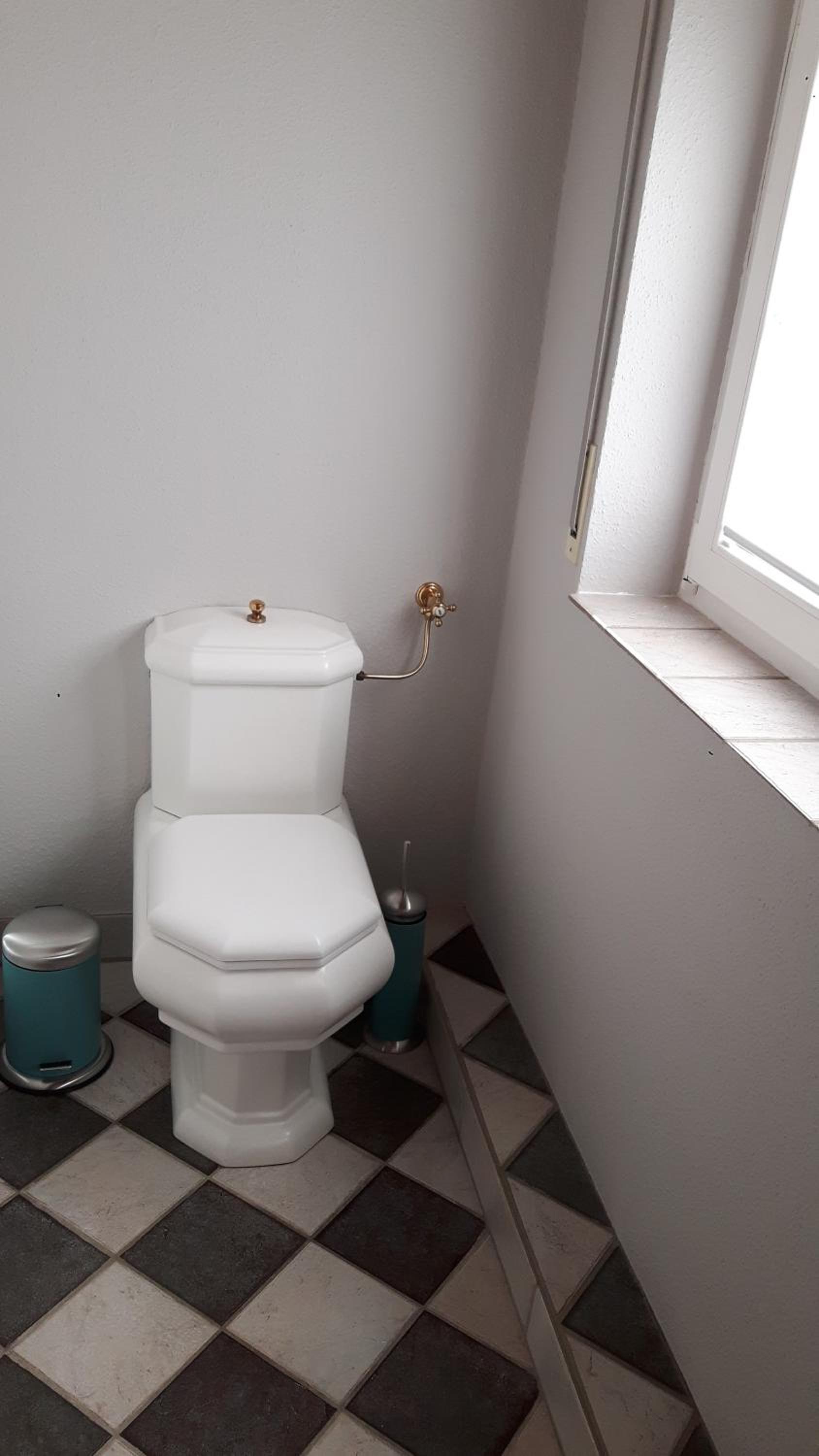One-Bedroom Apartment - Photo 11