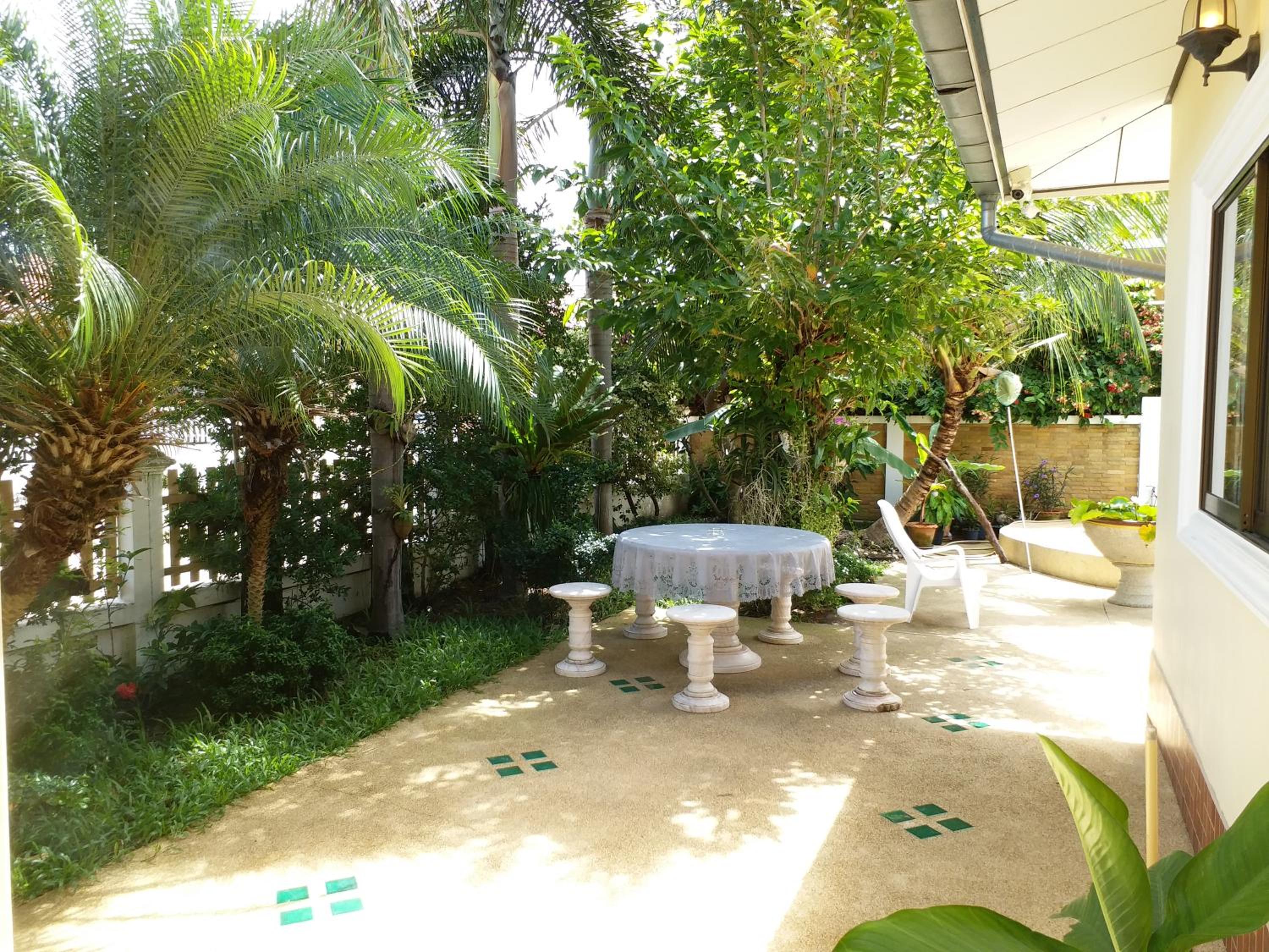 Villa with Private Pool - Photo 55