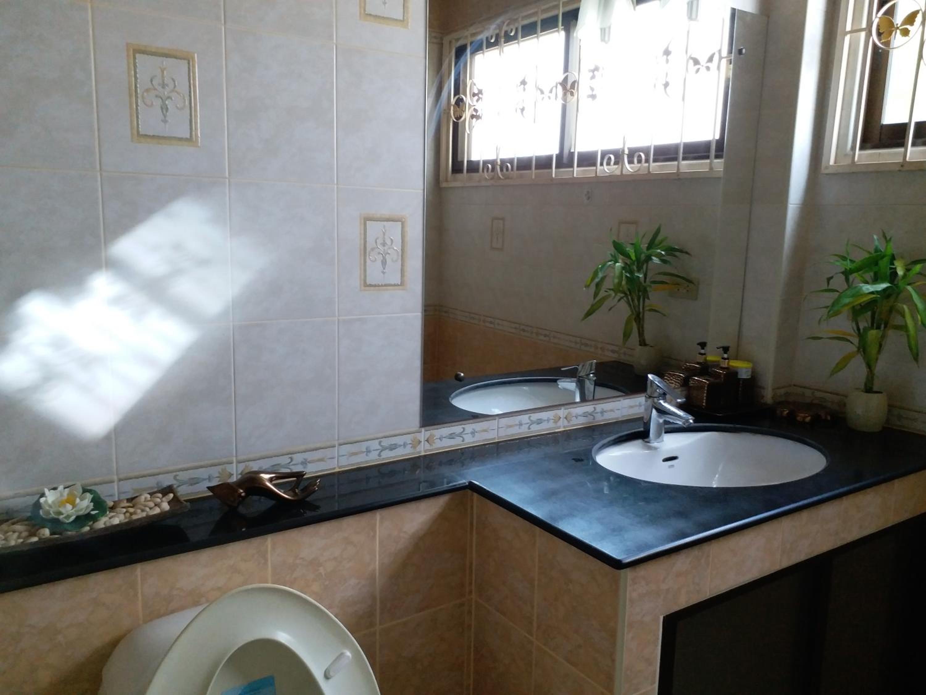 Villa with Private Pool - Photo 86