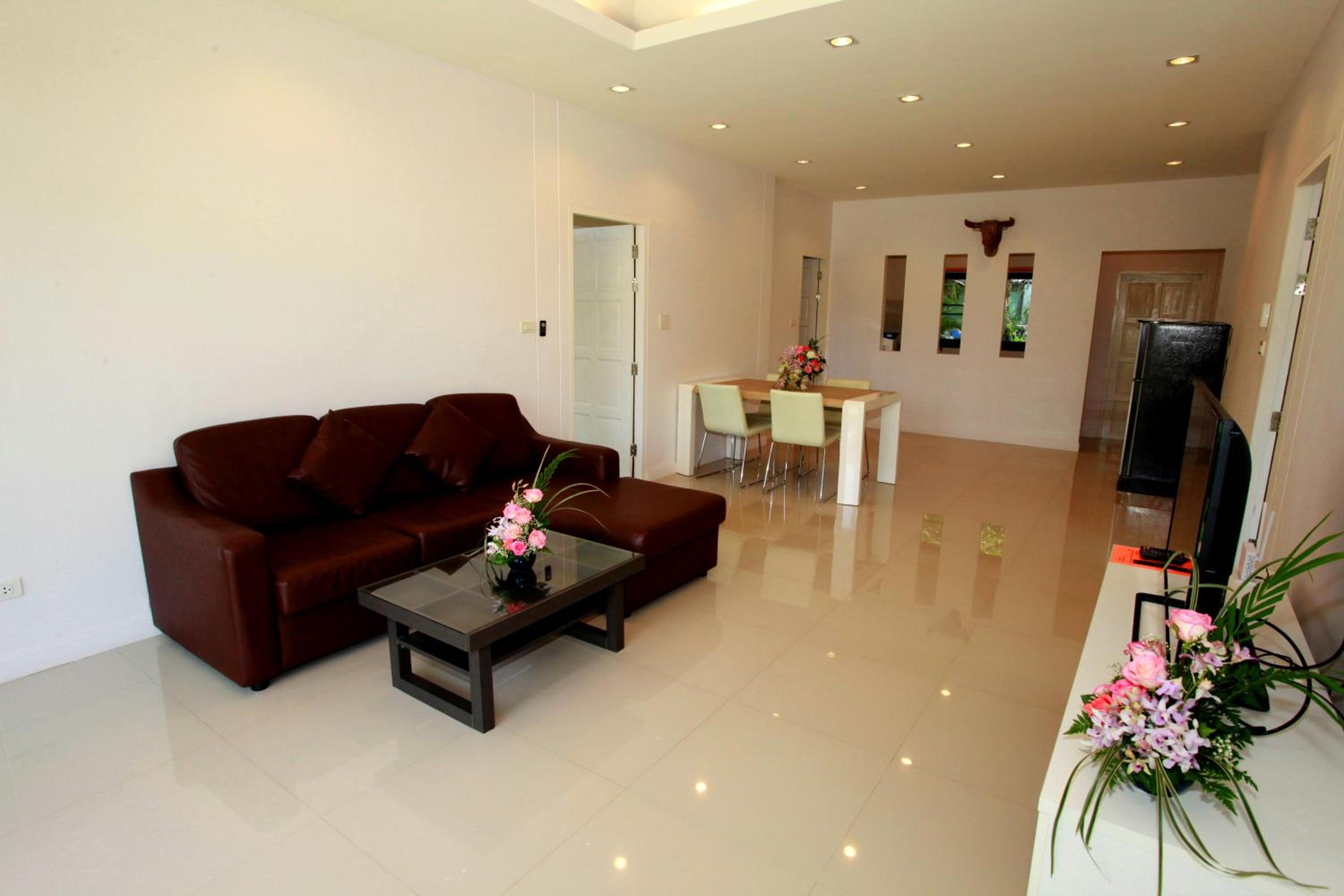 Two-Bedroom Villa - Photo 14