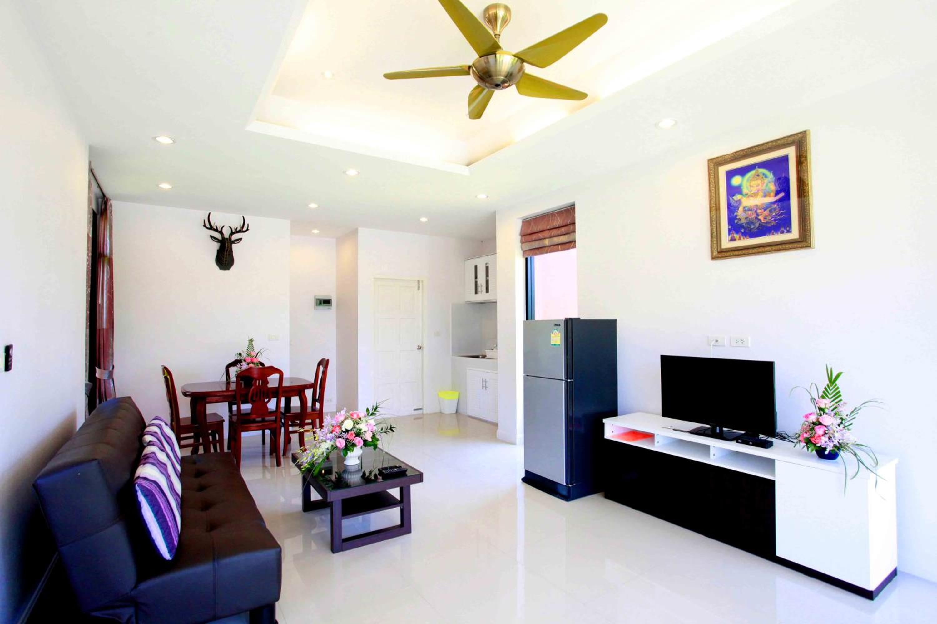Villa with Garden View - Photo 17