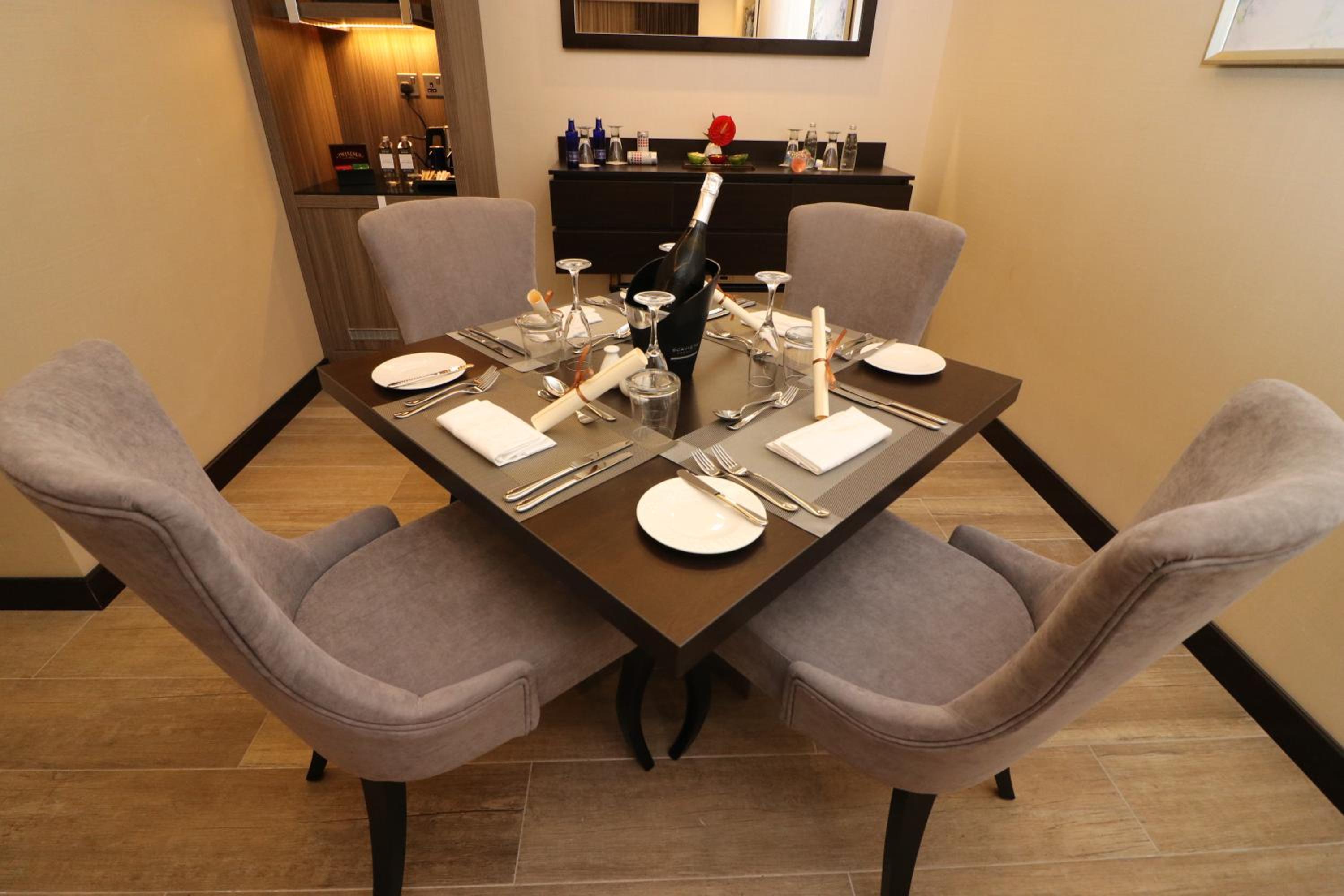 Family Suite - Photo 7
