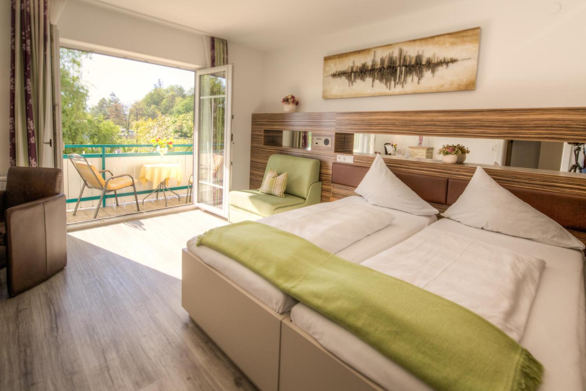 Double or Twin Room photo 1