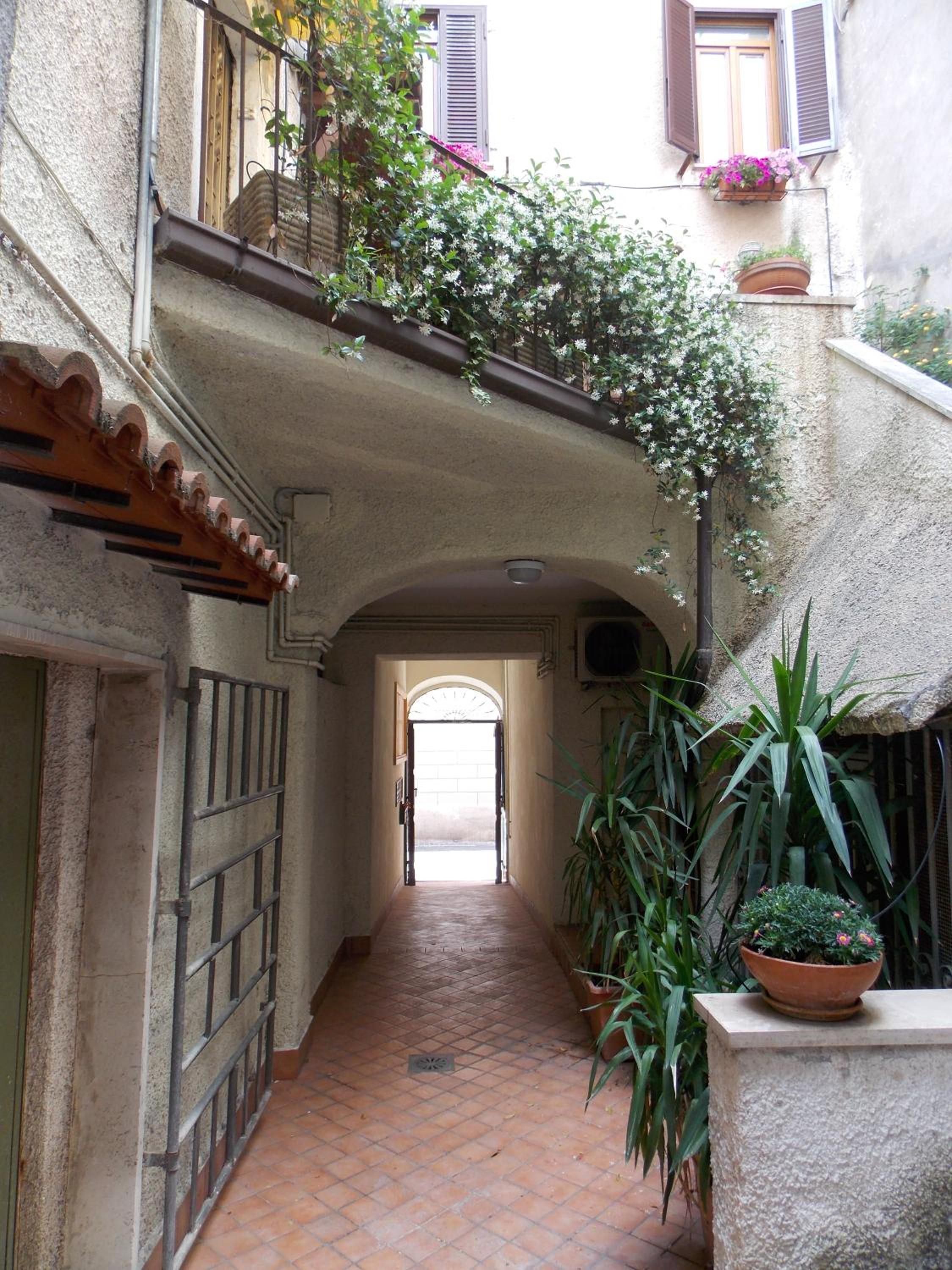 Apartment - Photo 6