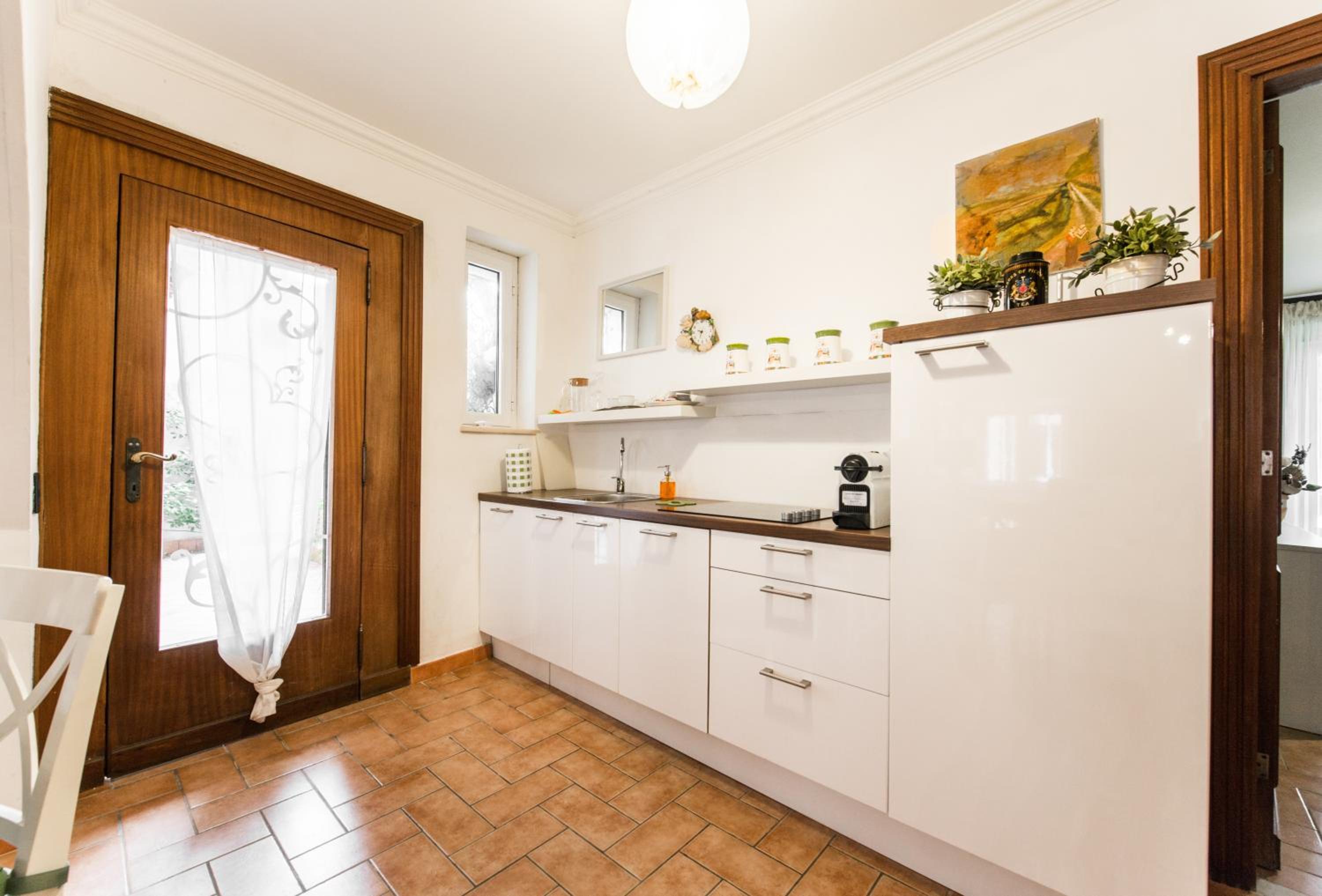 Apartment - Photo 9