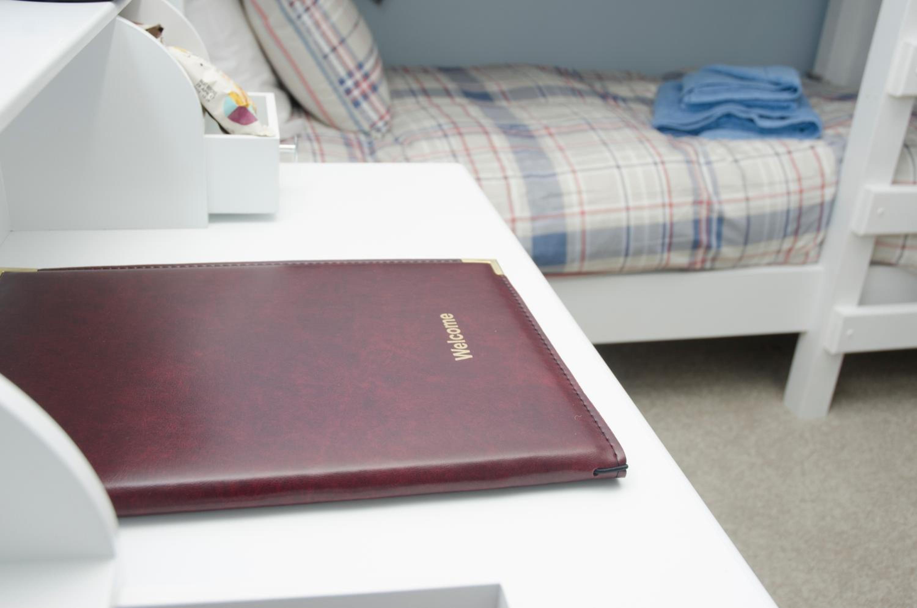 6-Bed Mixed Dormitory Room
