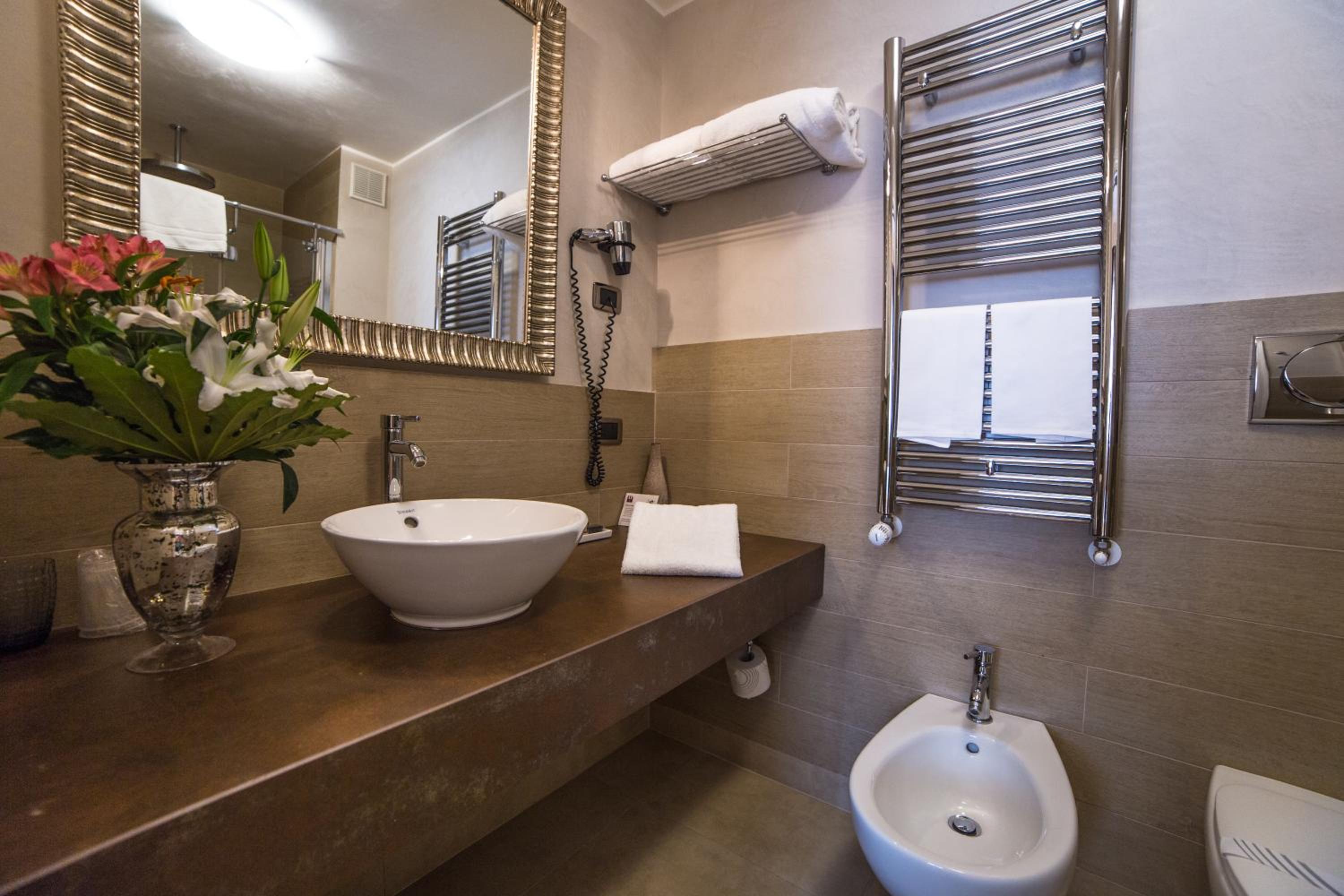 Classic Double Room - Photo 7