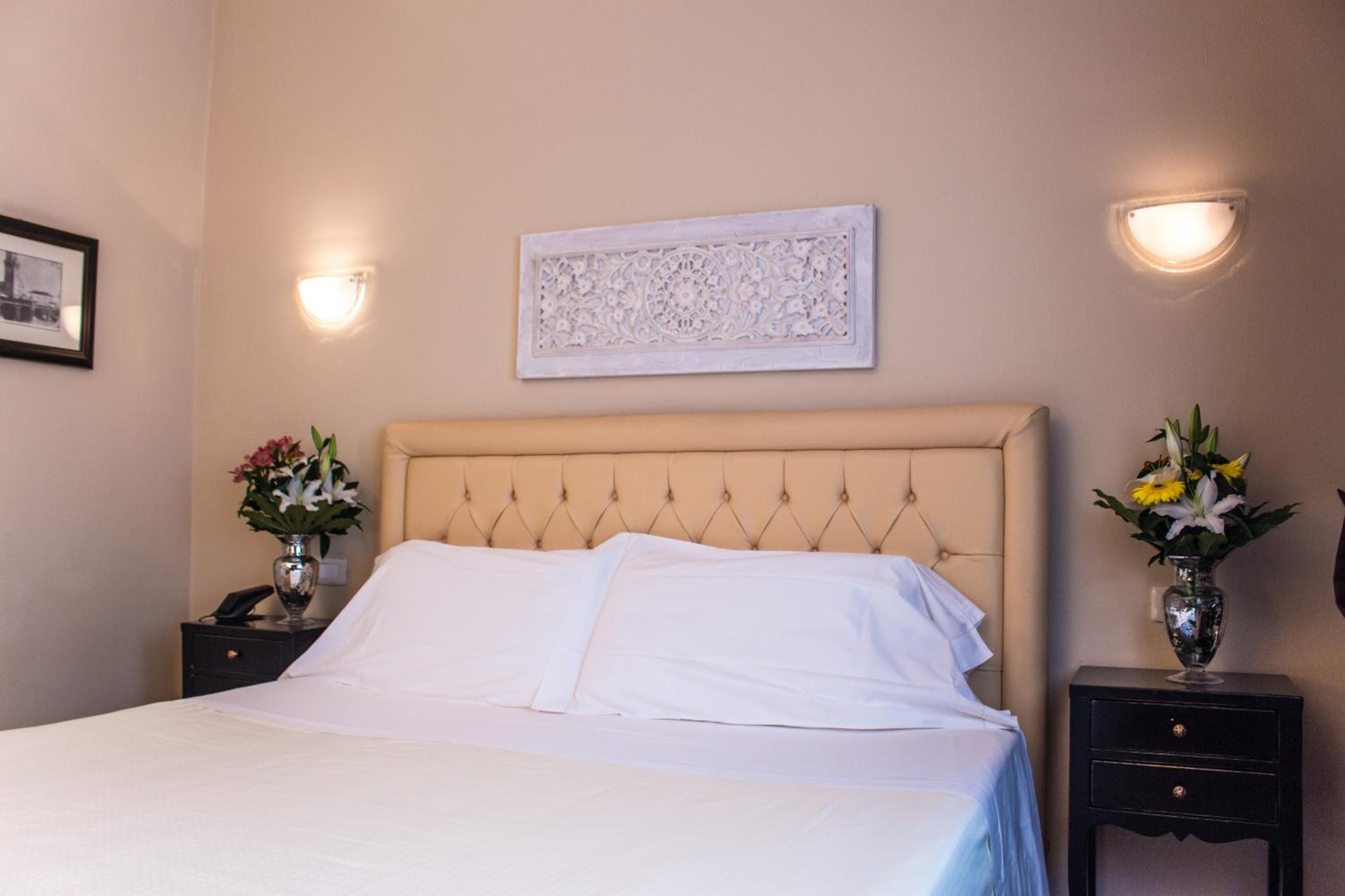 Classic Double Room - Photo 4