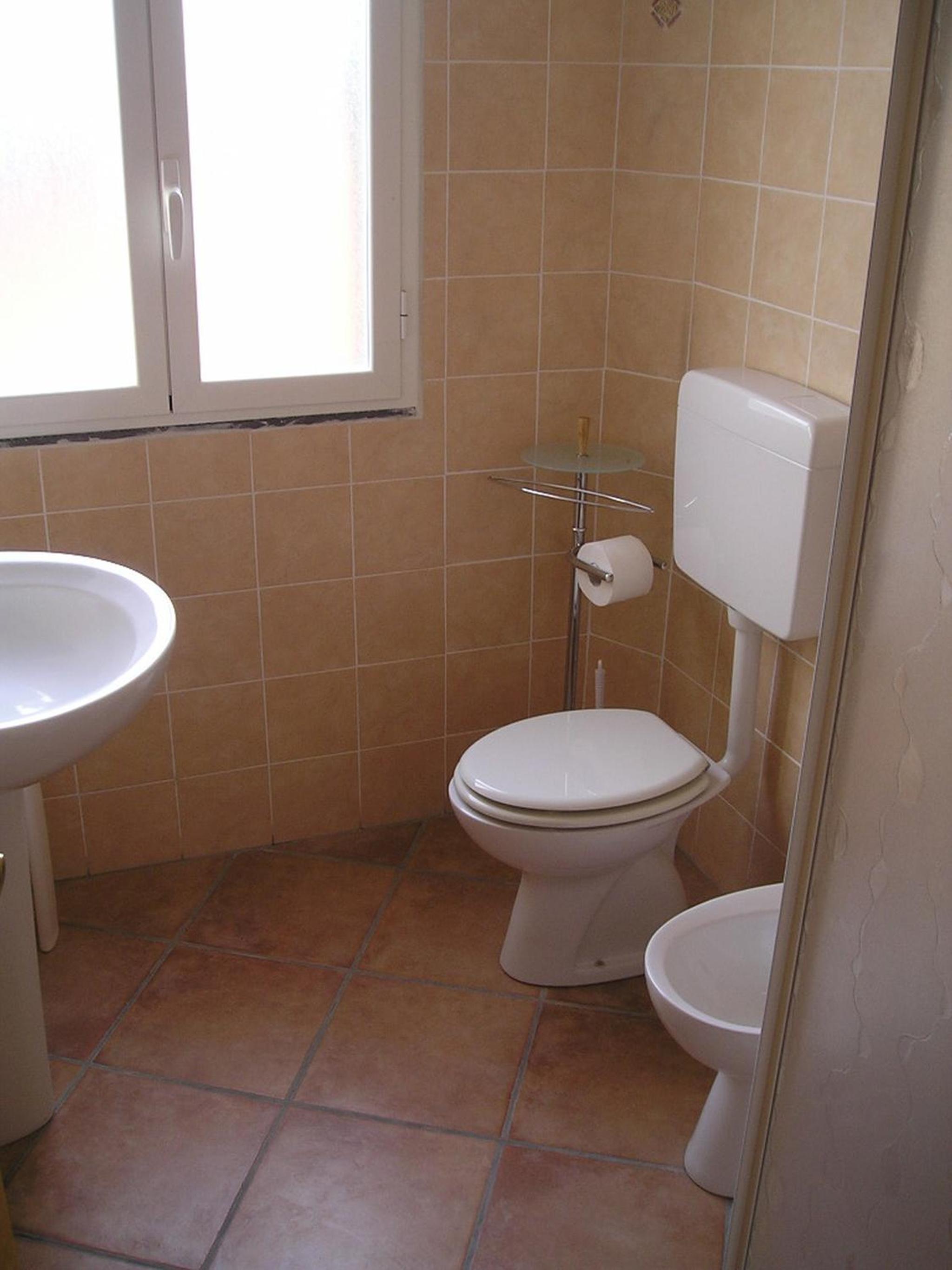 Deluxe Double Room with Extra Bed - Photo 6
