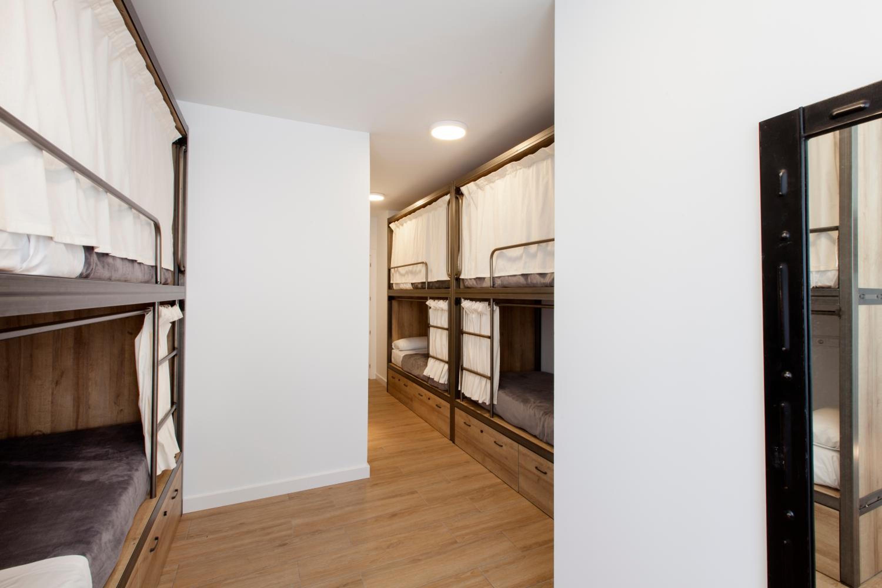 Habitación familiar con baño privado