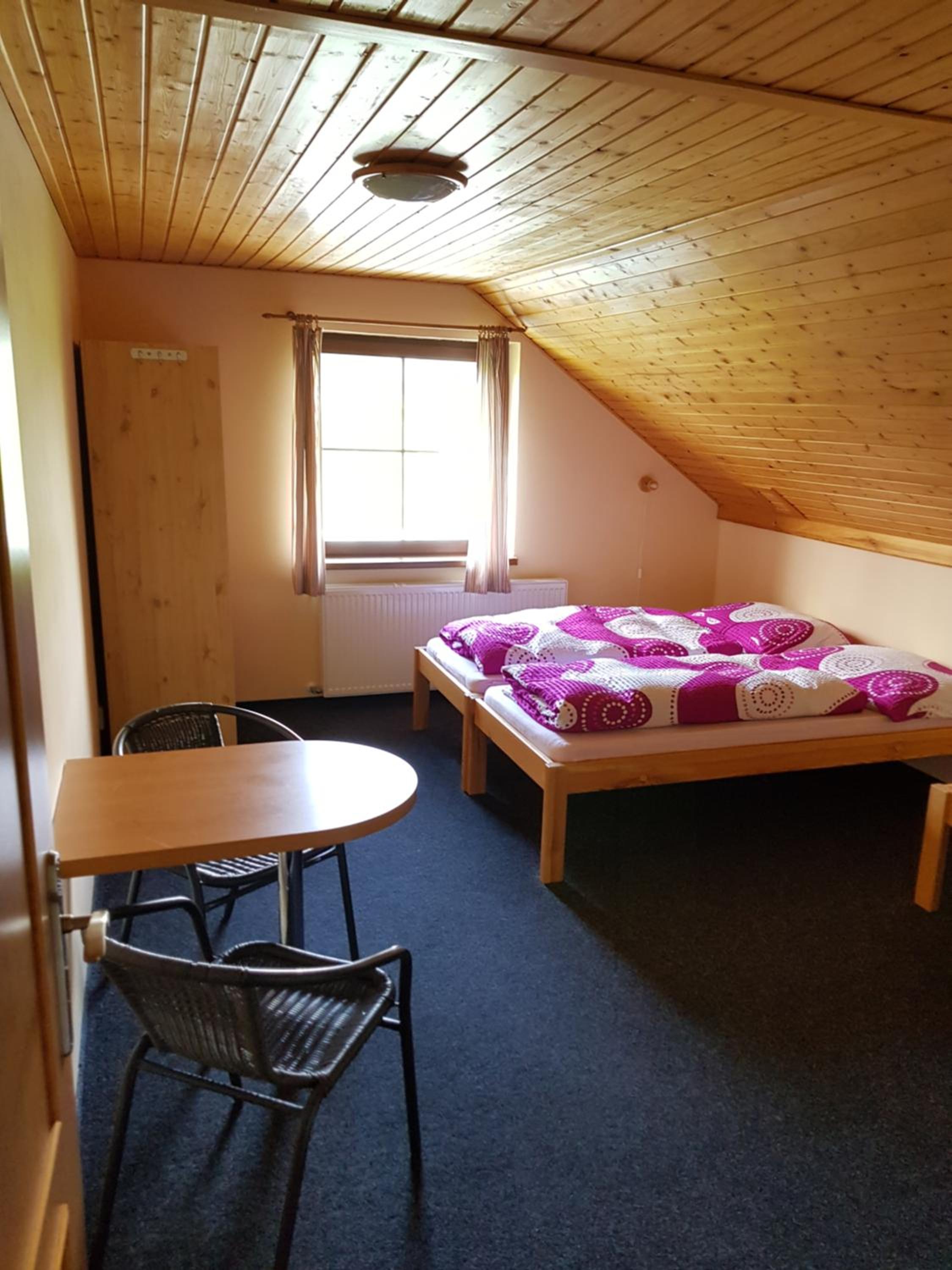 Eight-Bedroom House photo 1