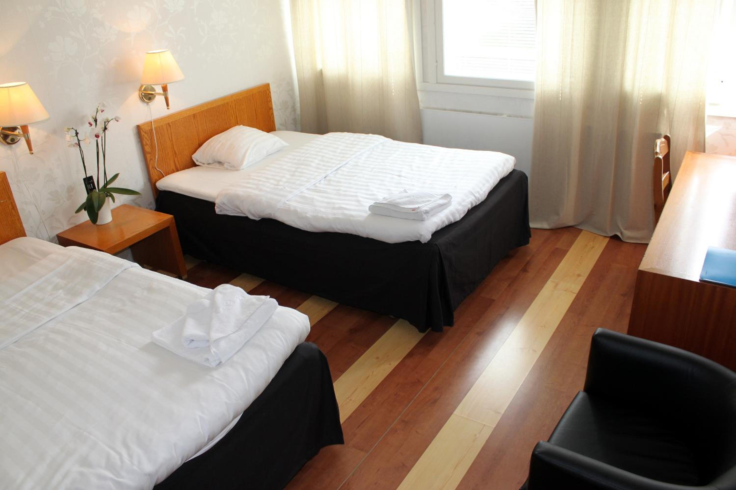Double Room - Photo 3