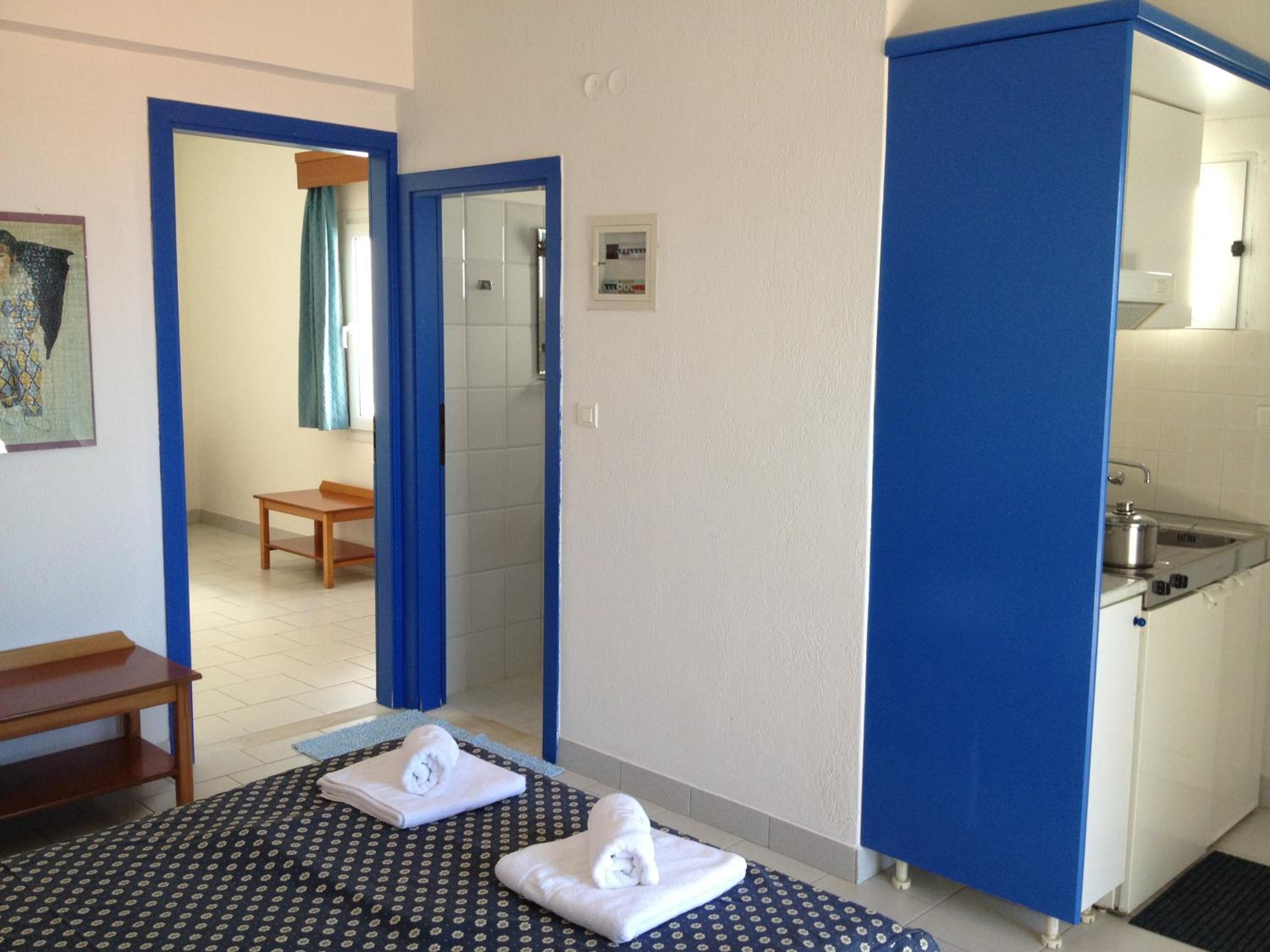 Two-Bedroom Apartment with Sea View photo 3