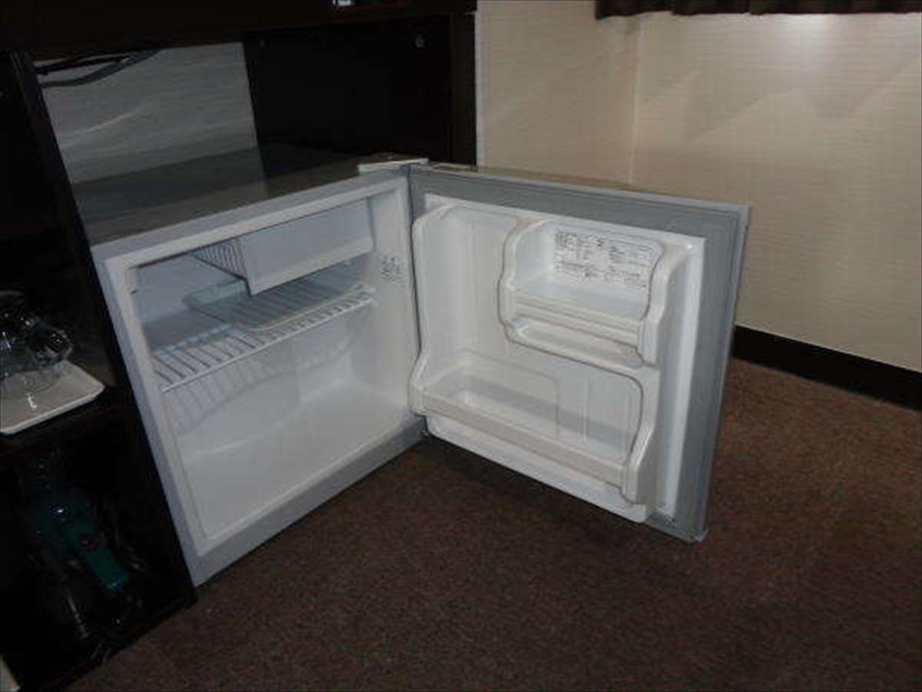 Double Room - Non-Smoking  - Photo 7
