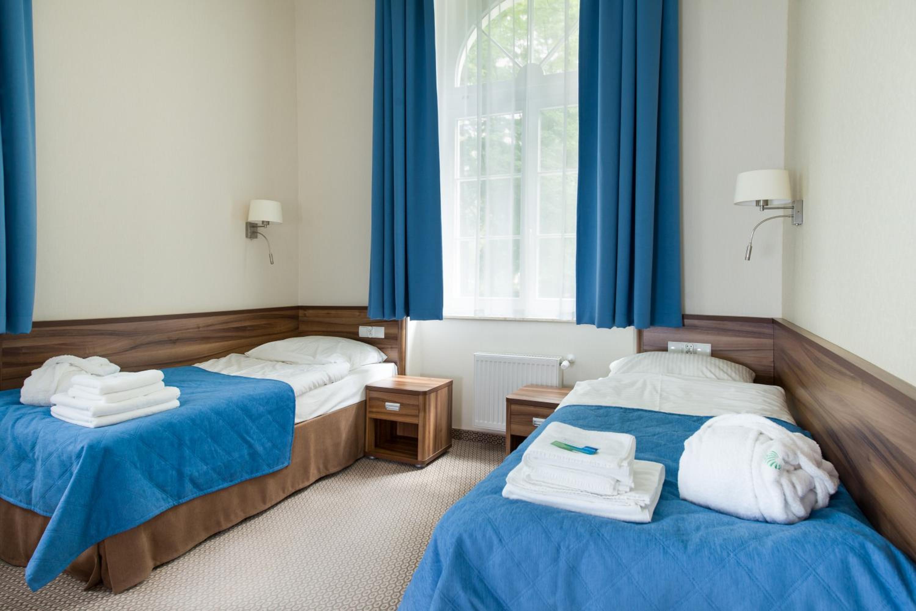 Deluxe Twin Room - Photo 1