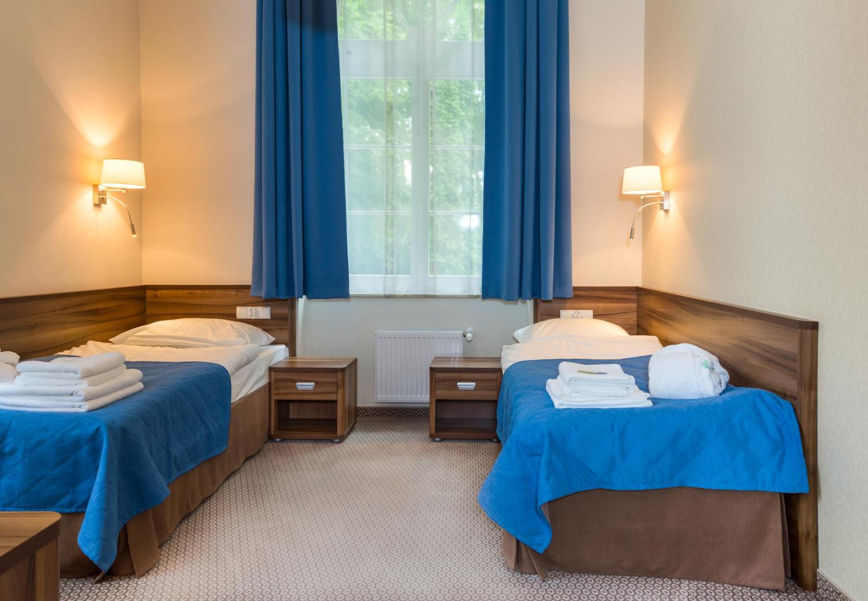 Deluxe Twin Room - Photo 2