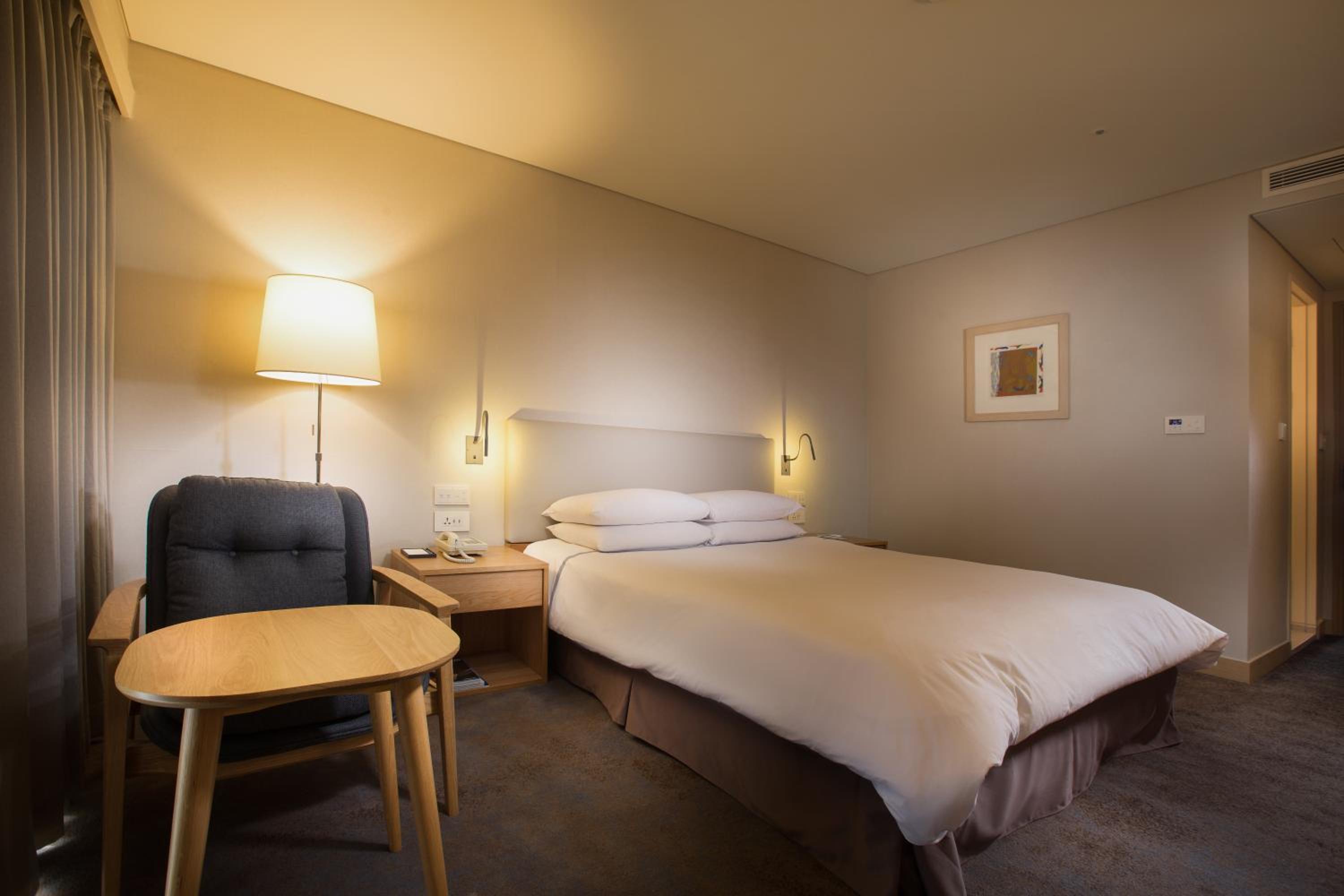Standard Double Room with Mountain View - Photo 2