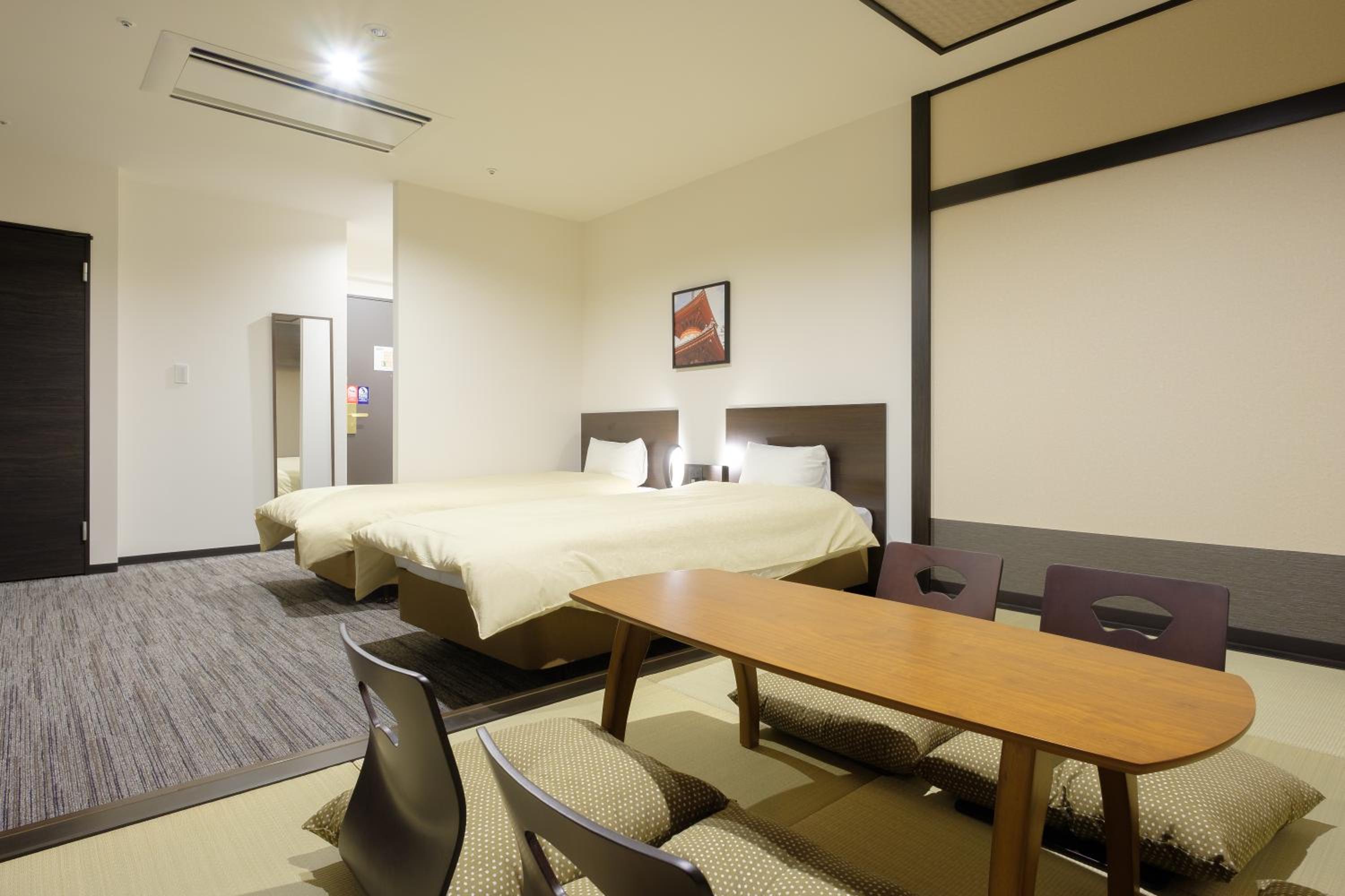 Suite photo 1