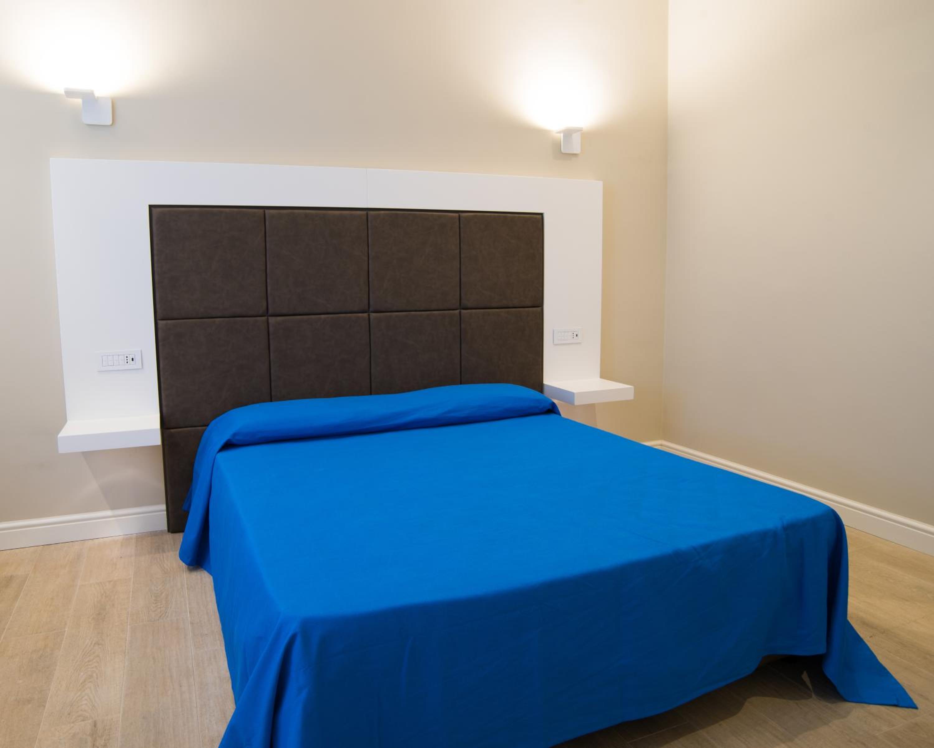 Superior King Room photo 2