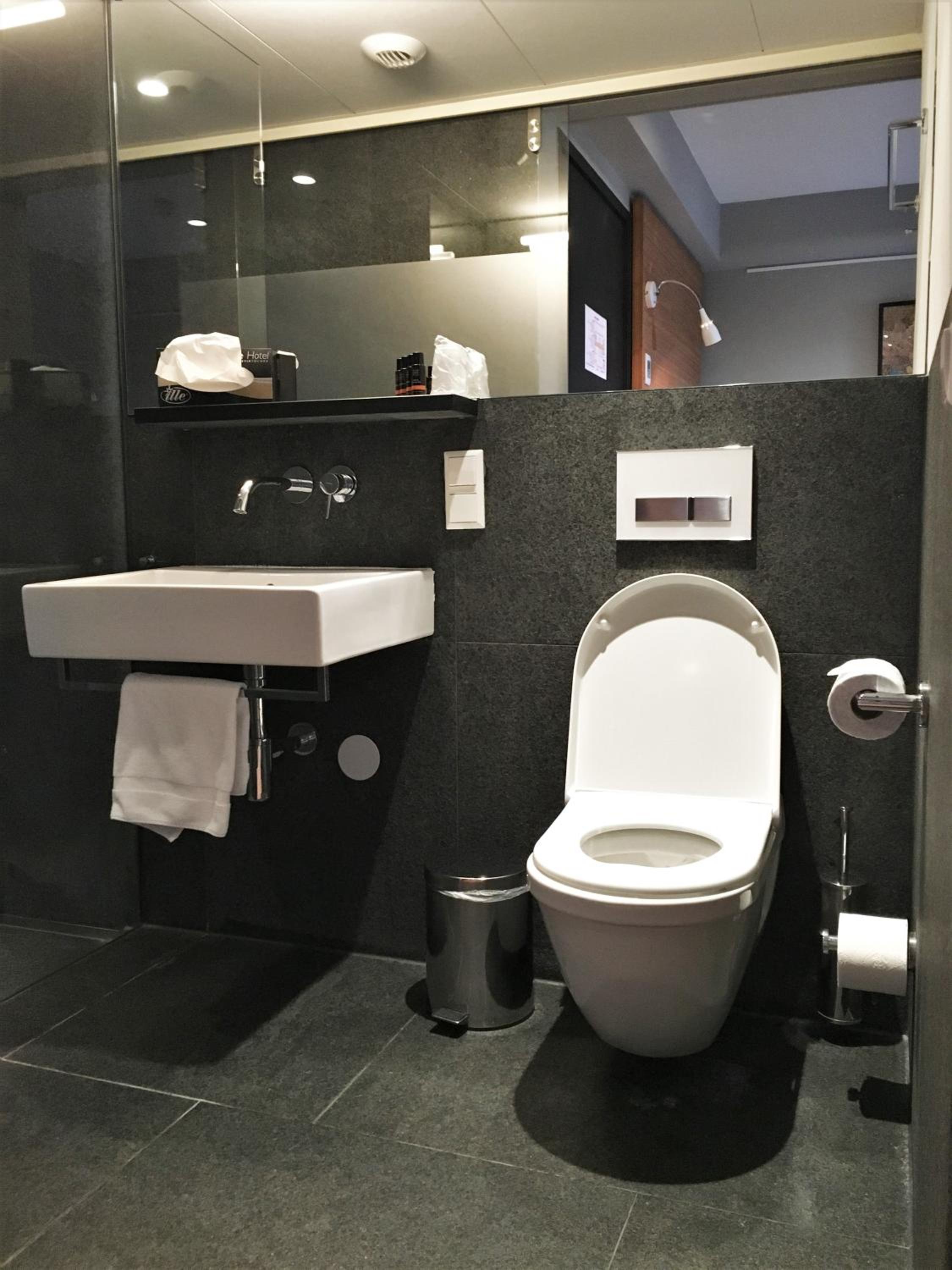 Standard Single Room photo 2