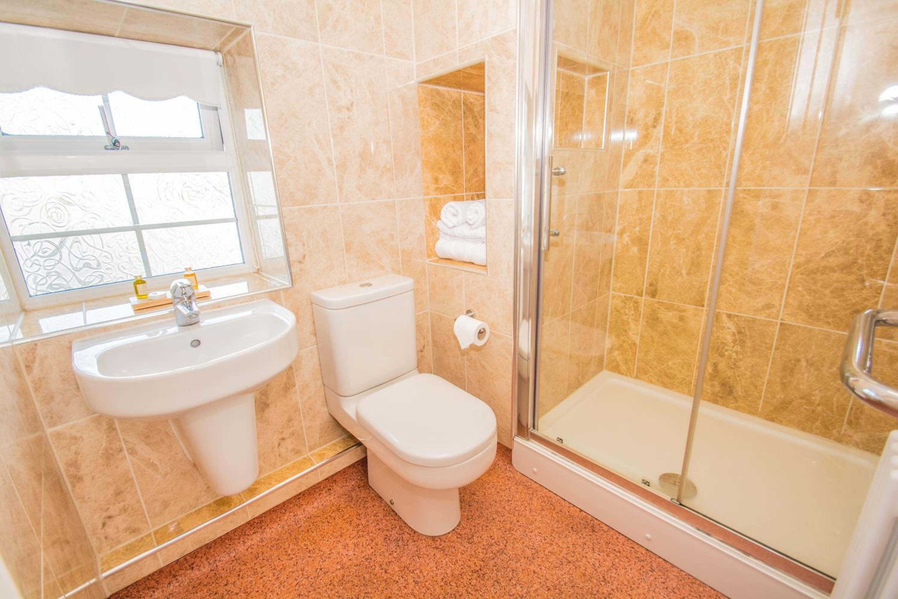 Double Room - Photo 3