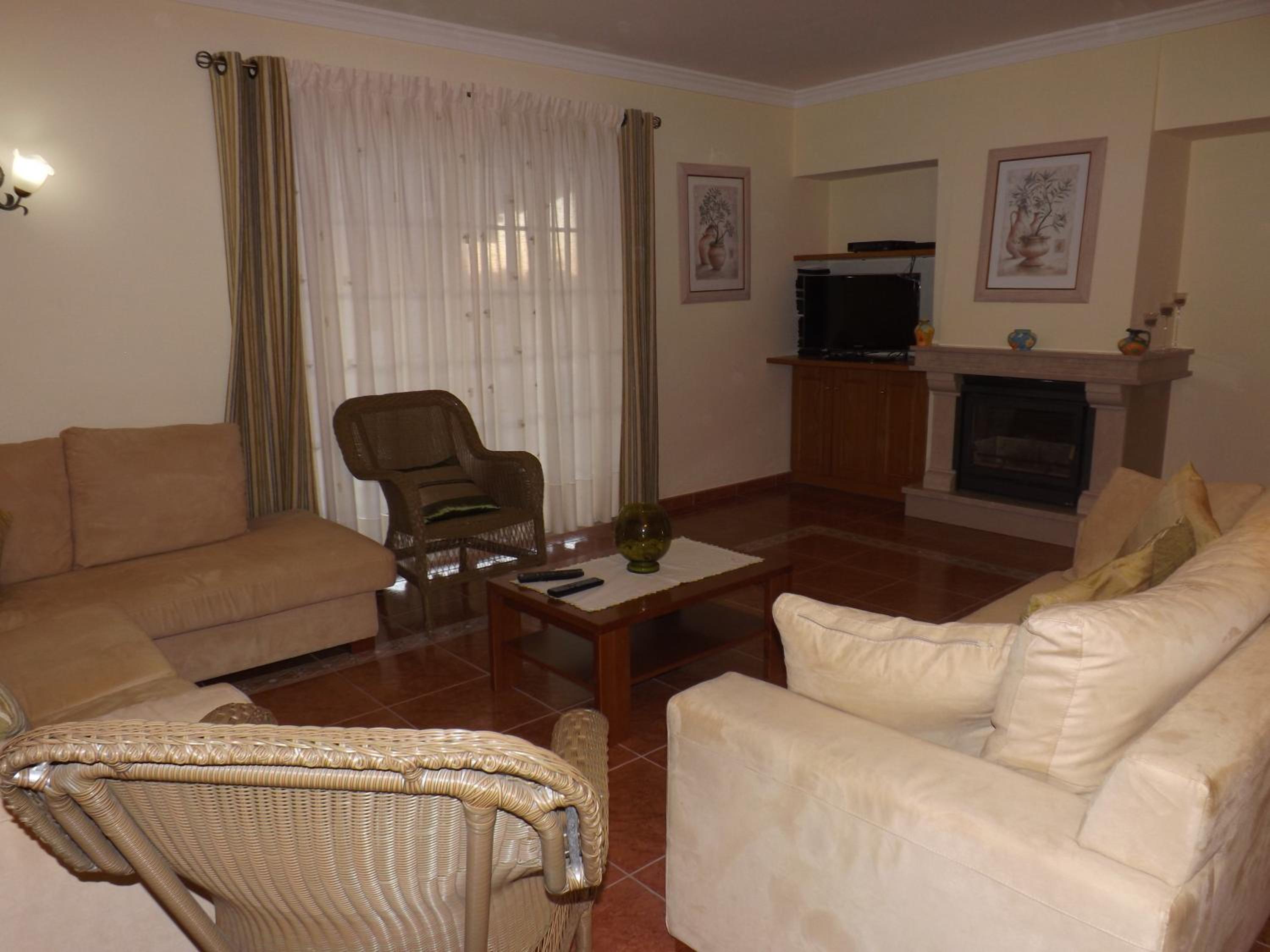 Villa com Piscina Privada