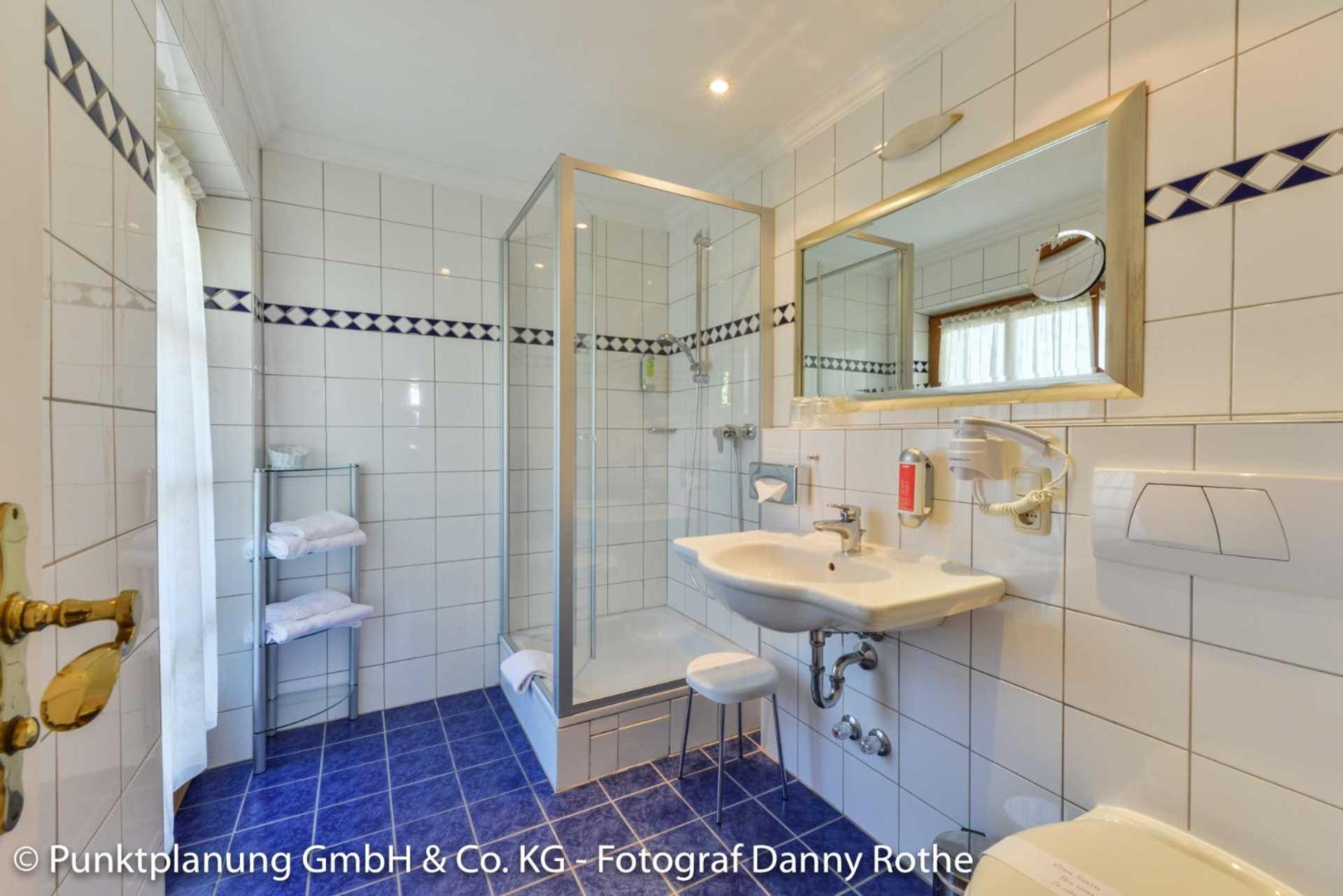 Double Room - Photo 6