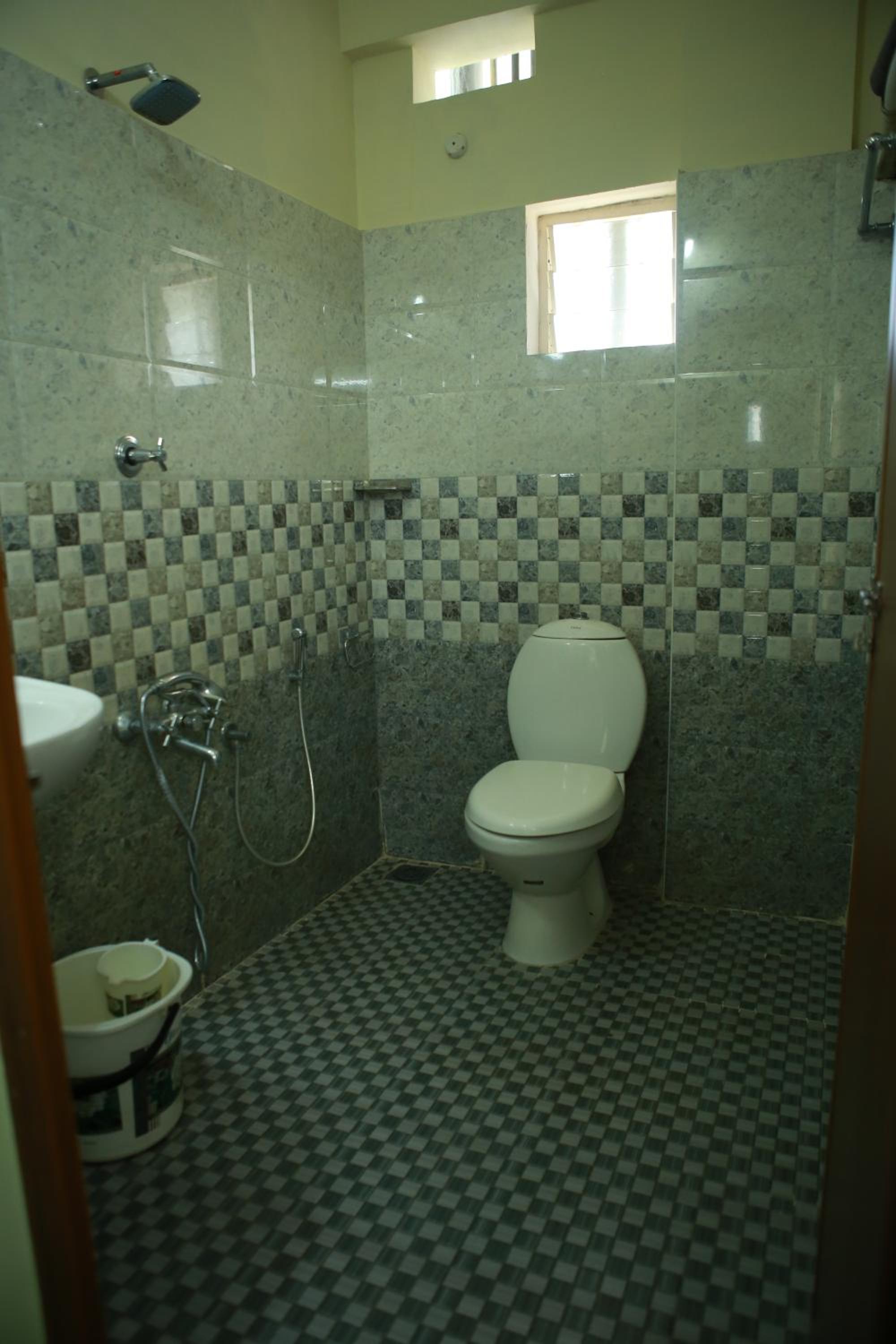 Standard Double Room - Photo 3