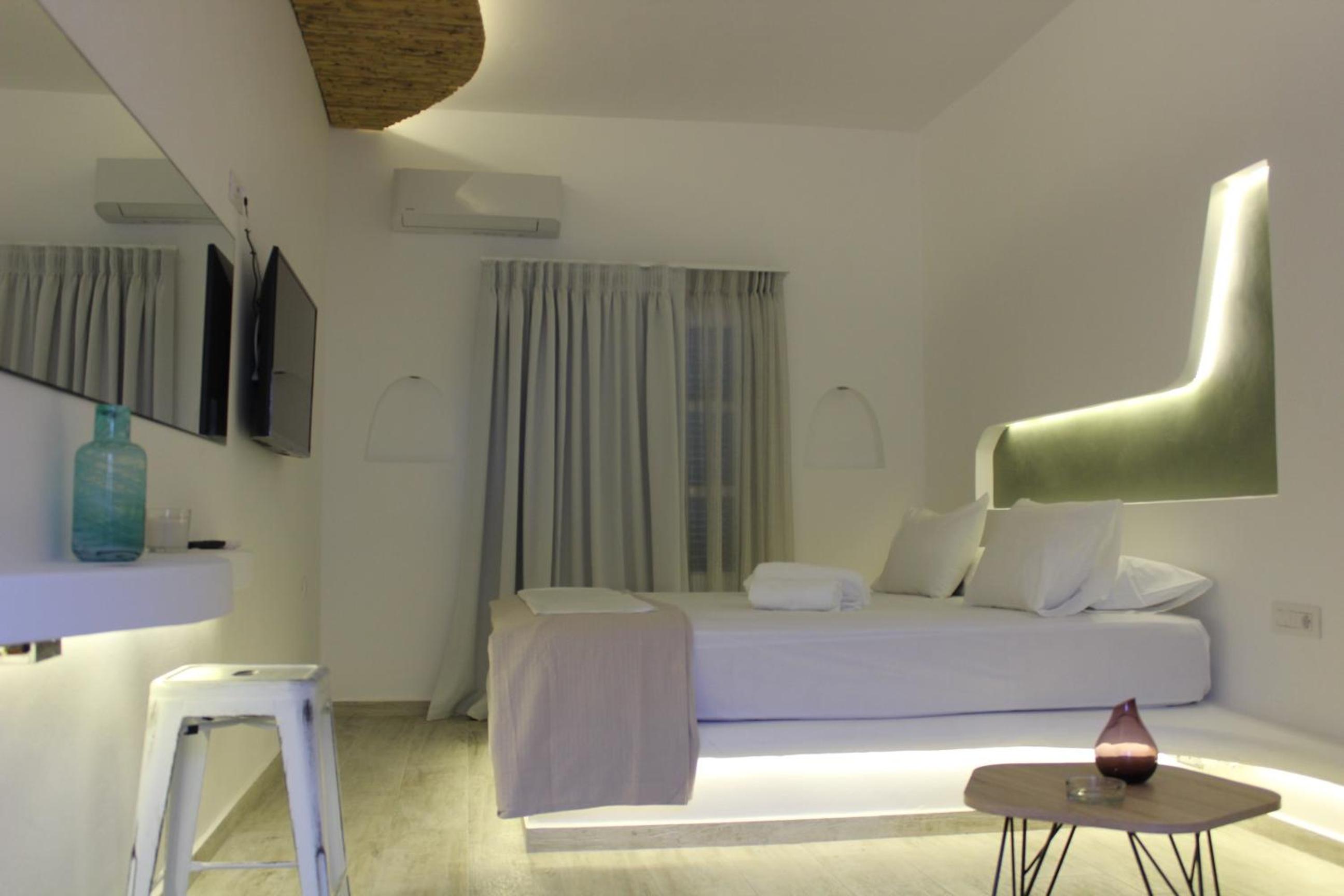 Junior Suite with Sea View - Photo 9