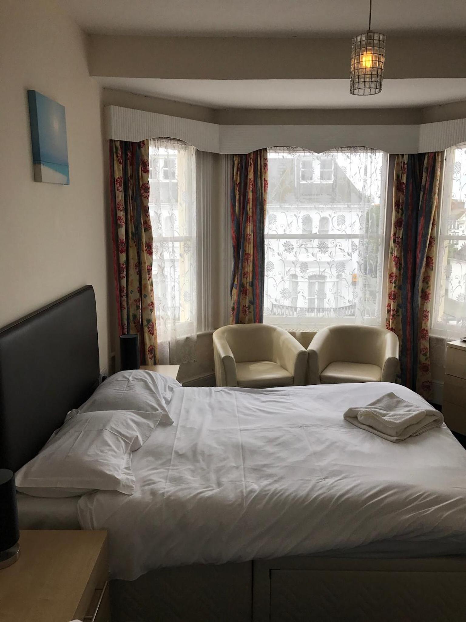 Double Room - Photo 21