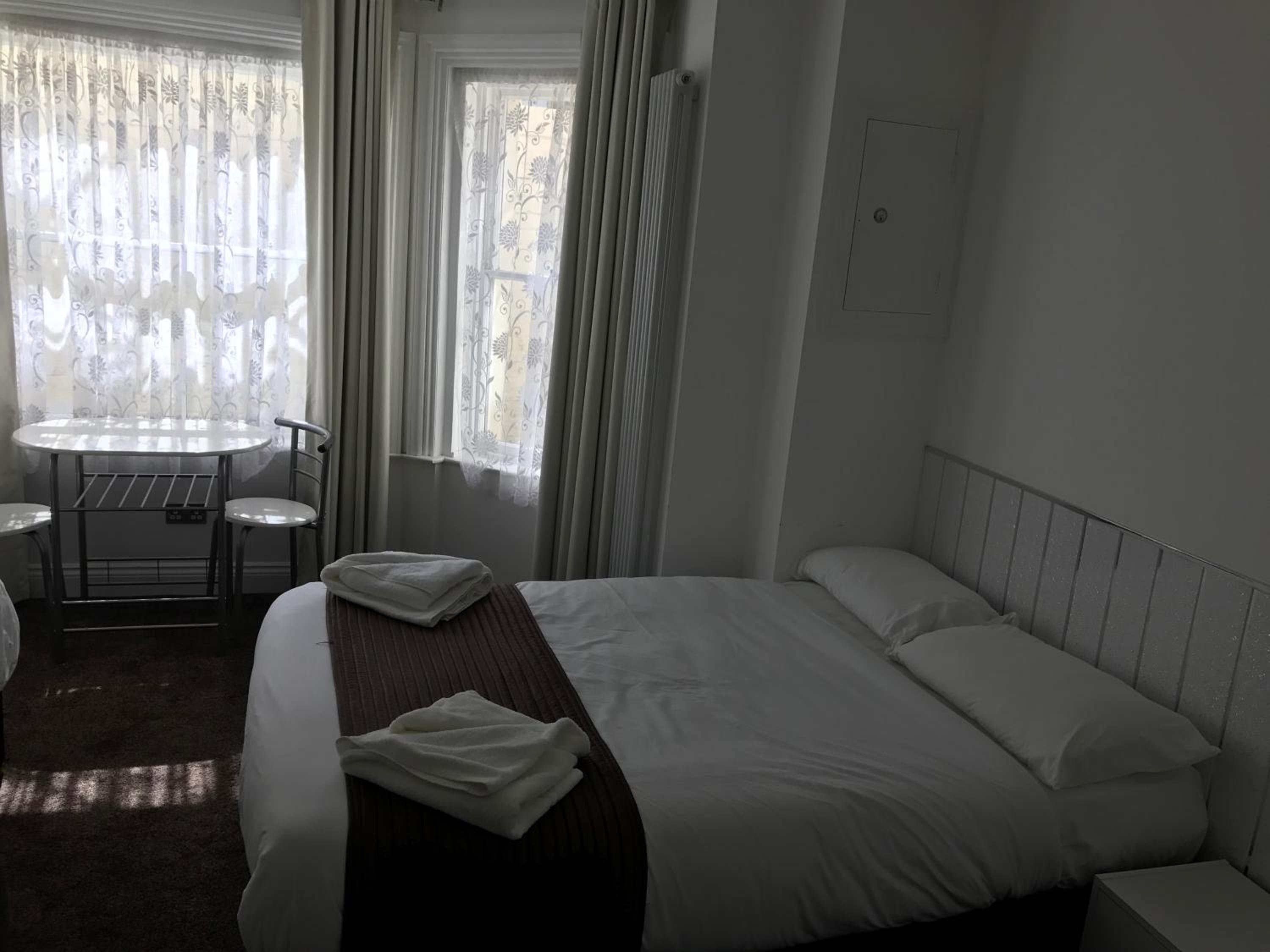 Double Room - Photo 20