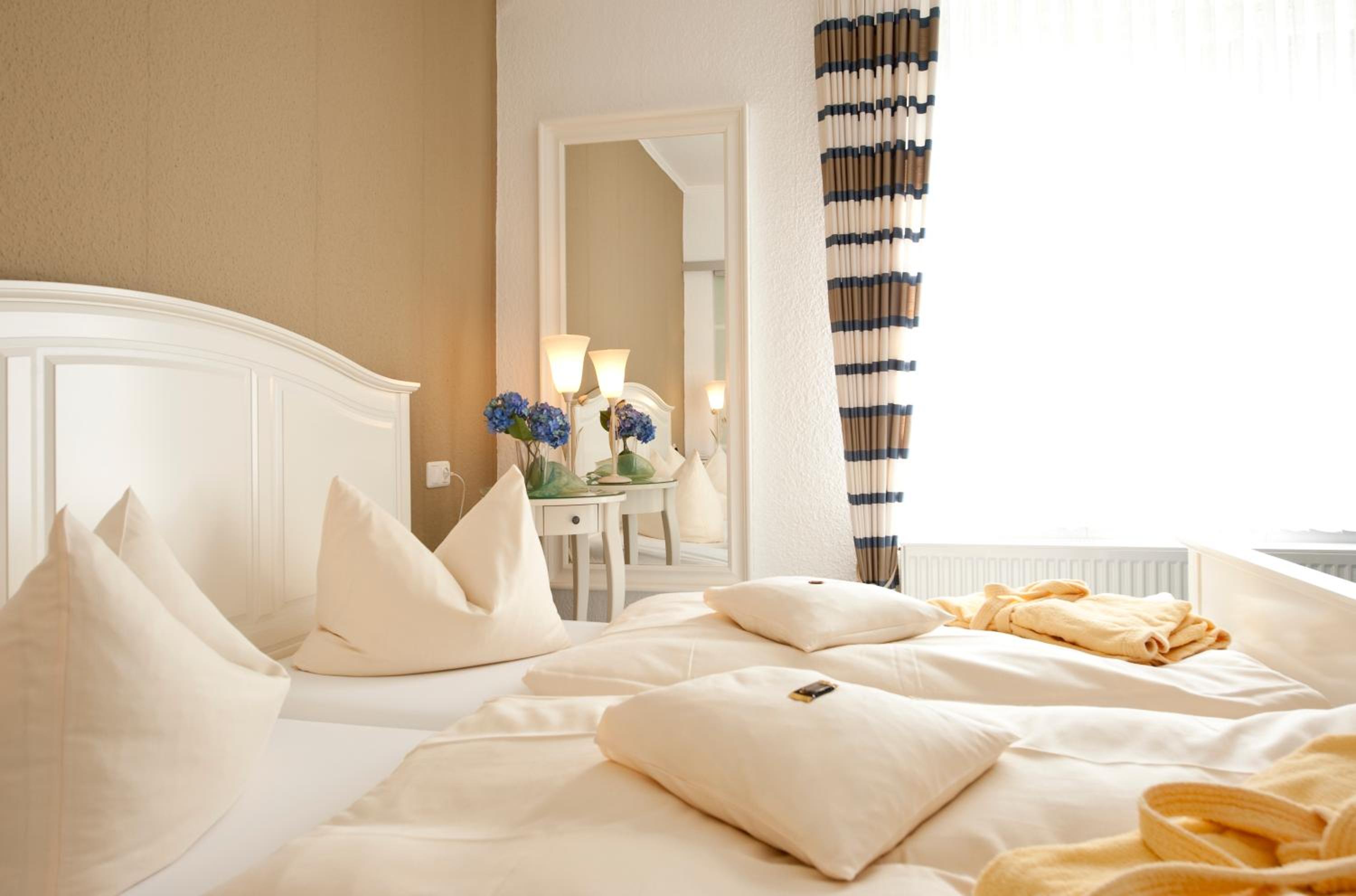 Double or Twin Room photo 1
