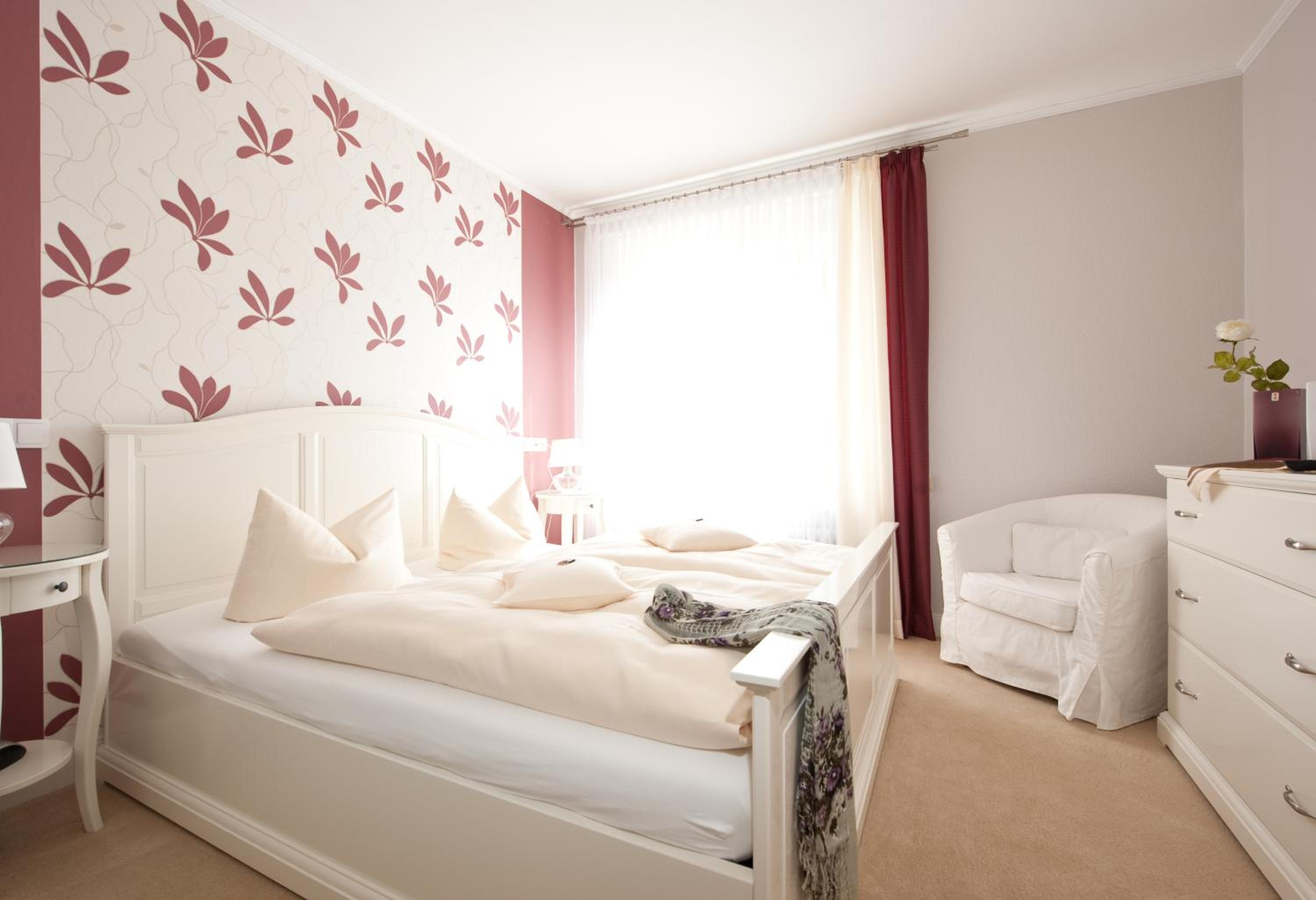 Double or Twin Room photo 3