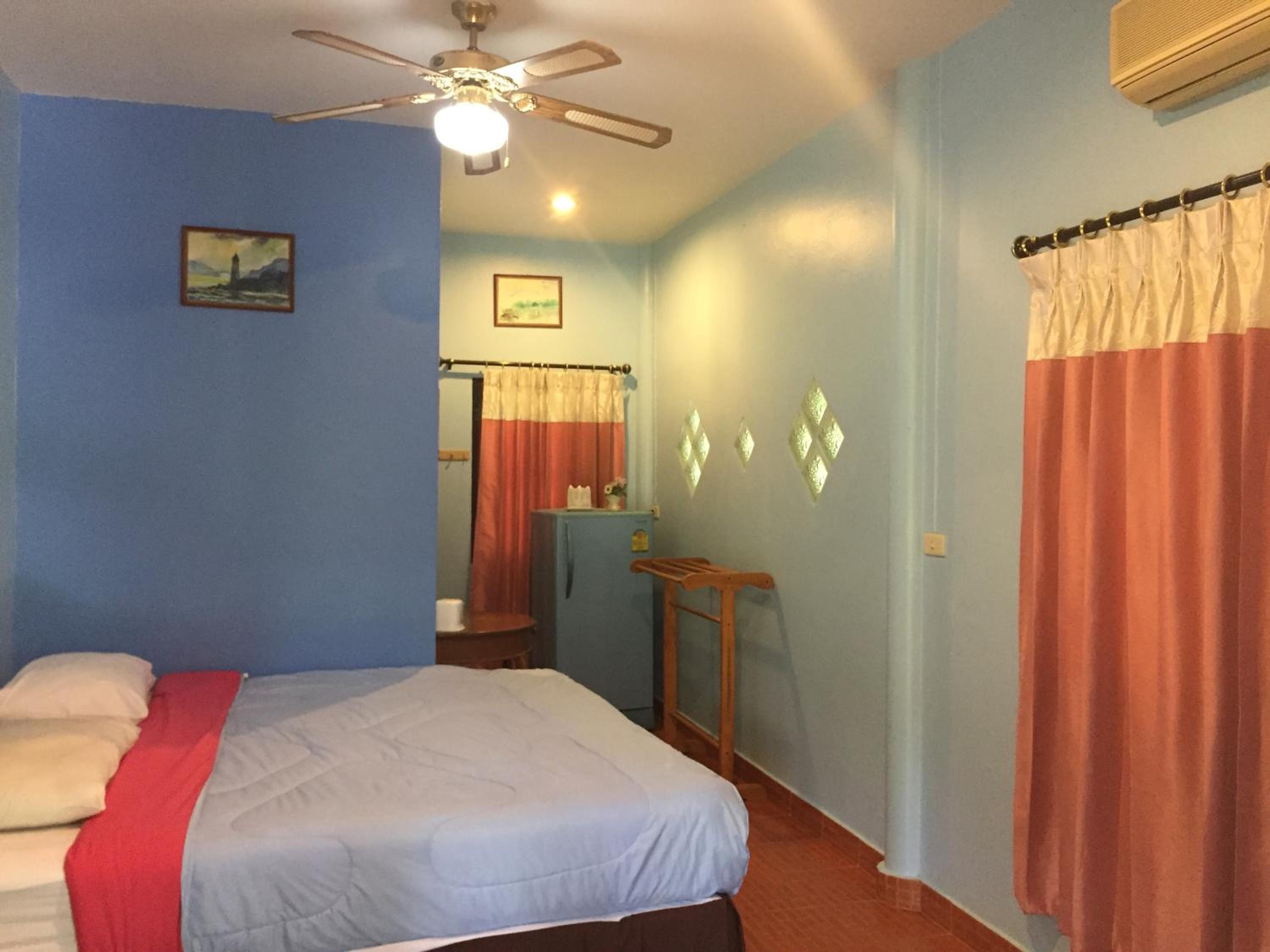Bungalow photo 1