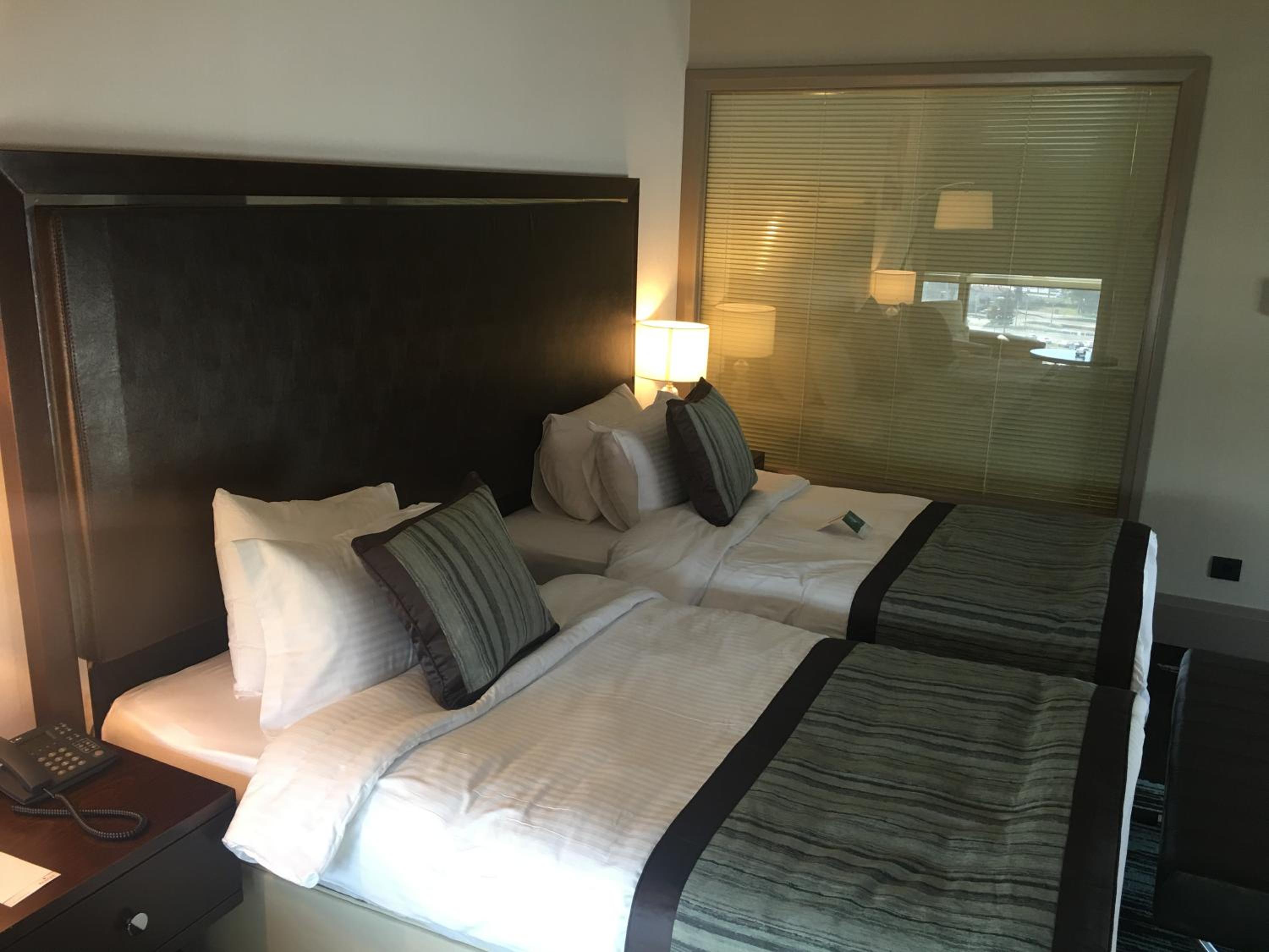 Standard Twin Room - Photo 5