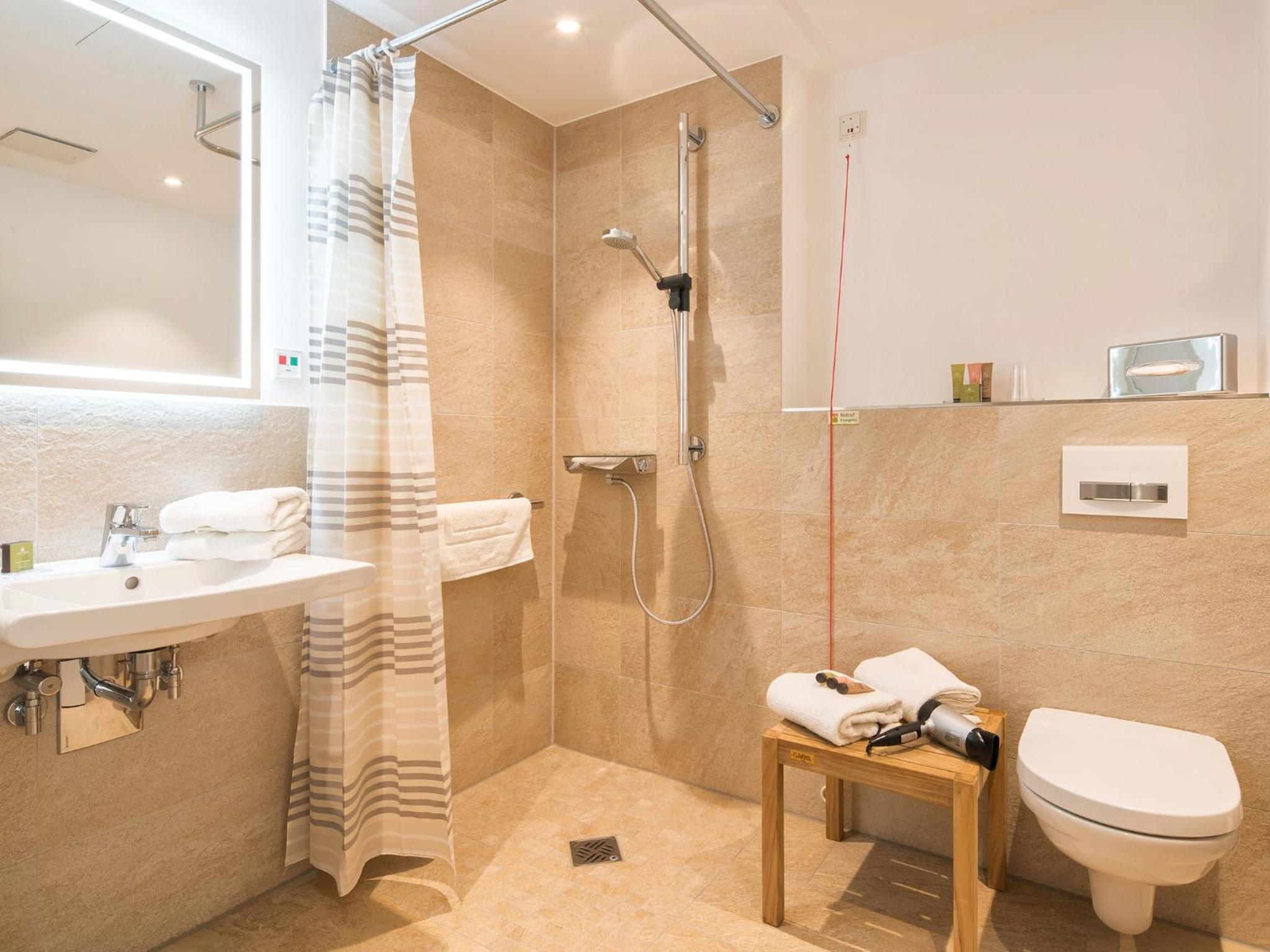 Double Room - Photo 6