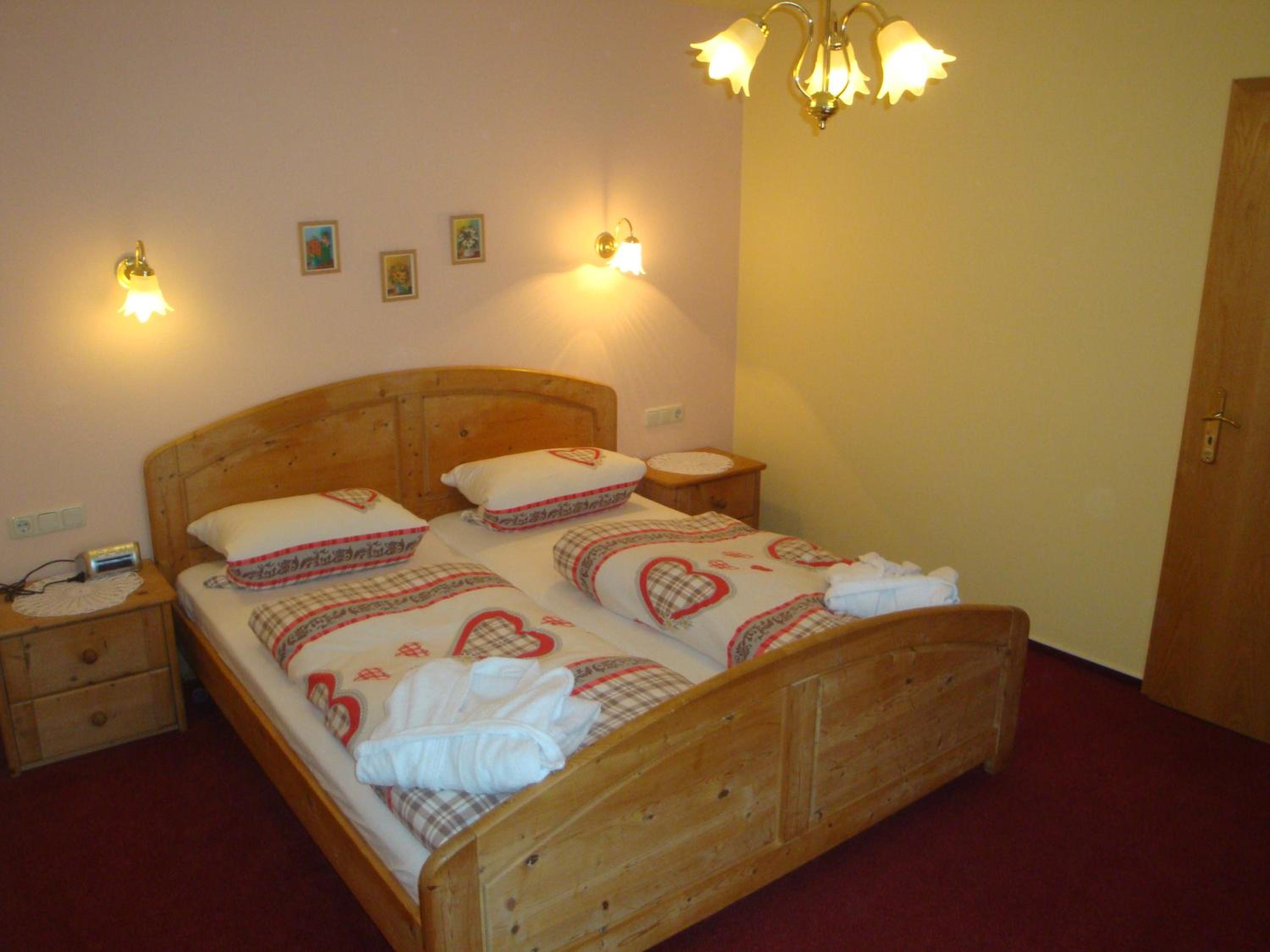 One-Bedroom Apartment with Terrace photo 1