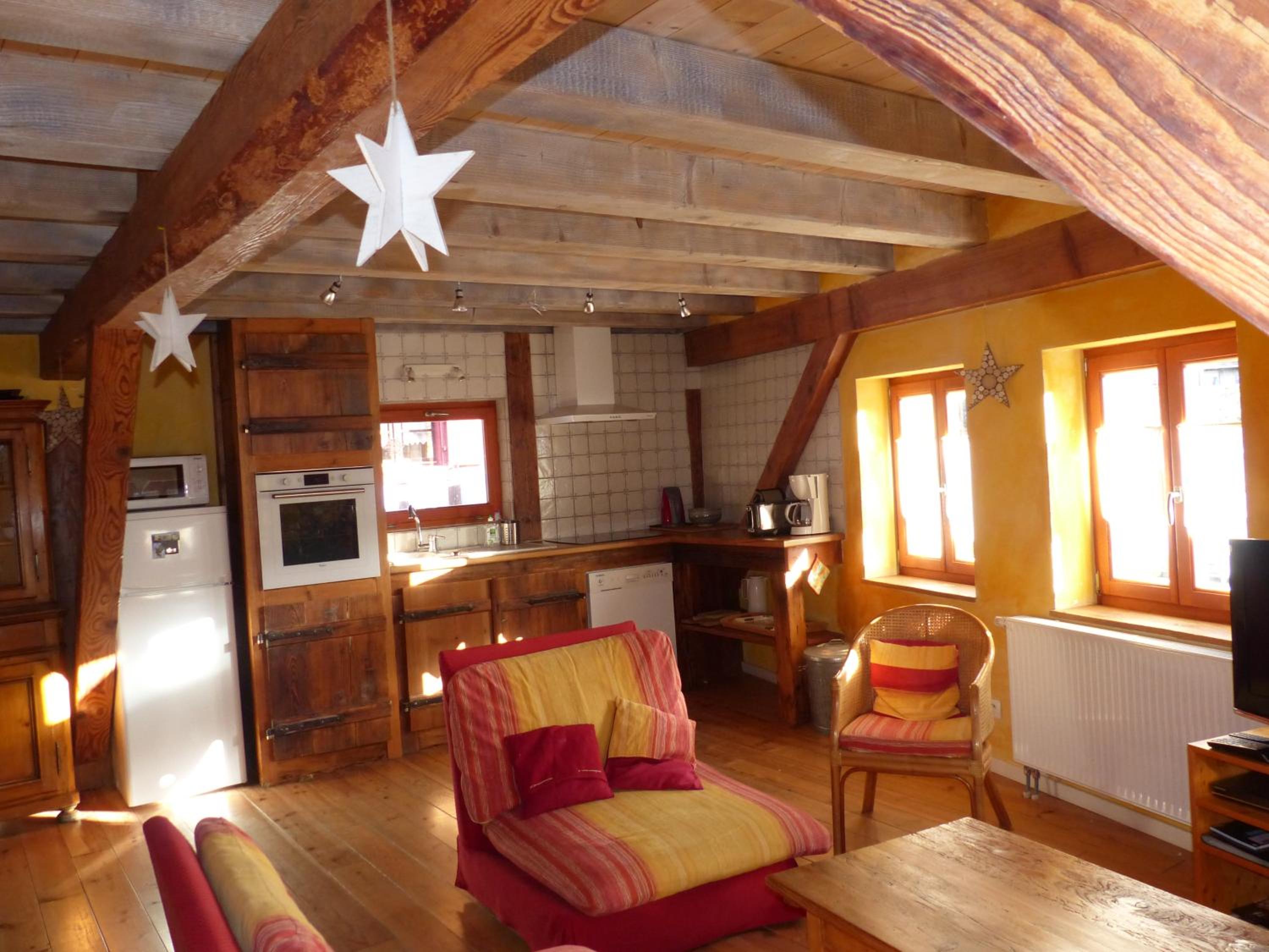 Three-Bedroom House photo 2