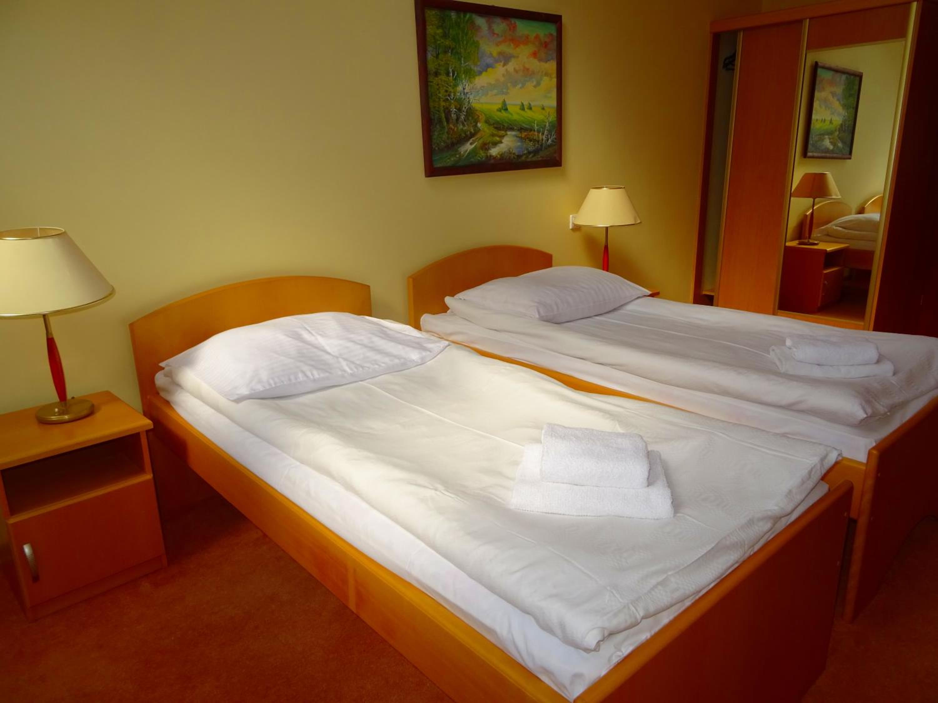 Comfort Twin Room - Photo 18