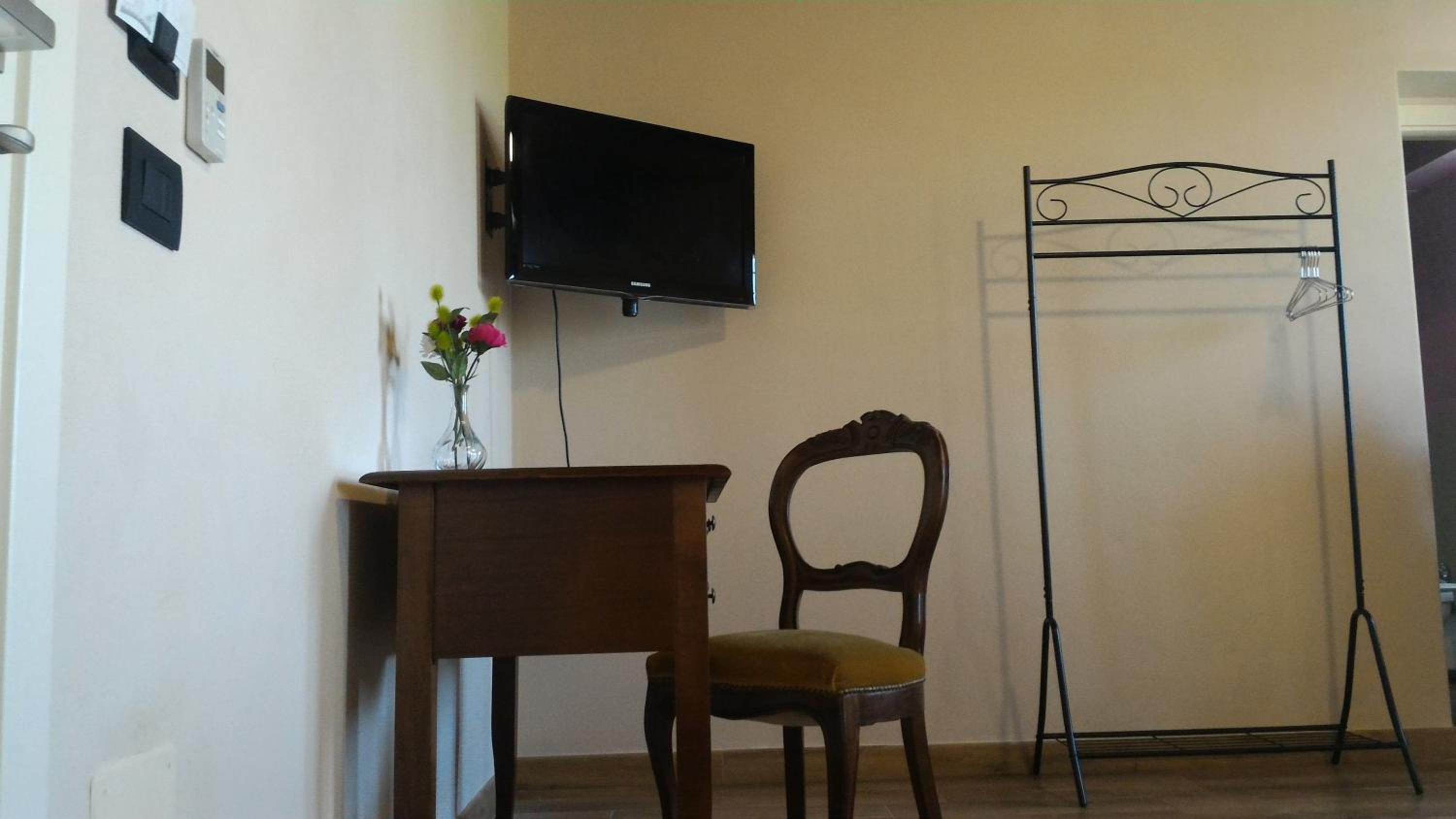 Large Double Room