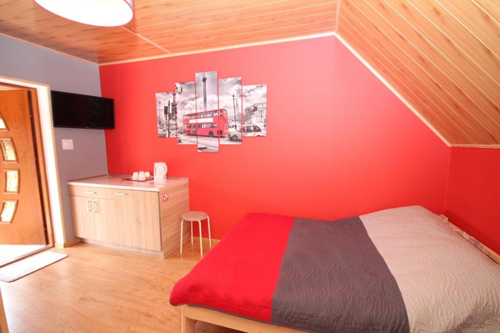 Quadruple Room with Private Bathroom photo 1