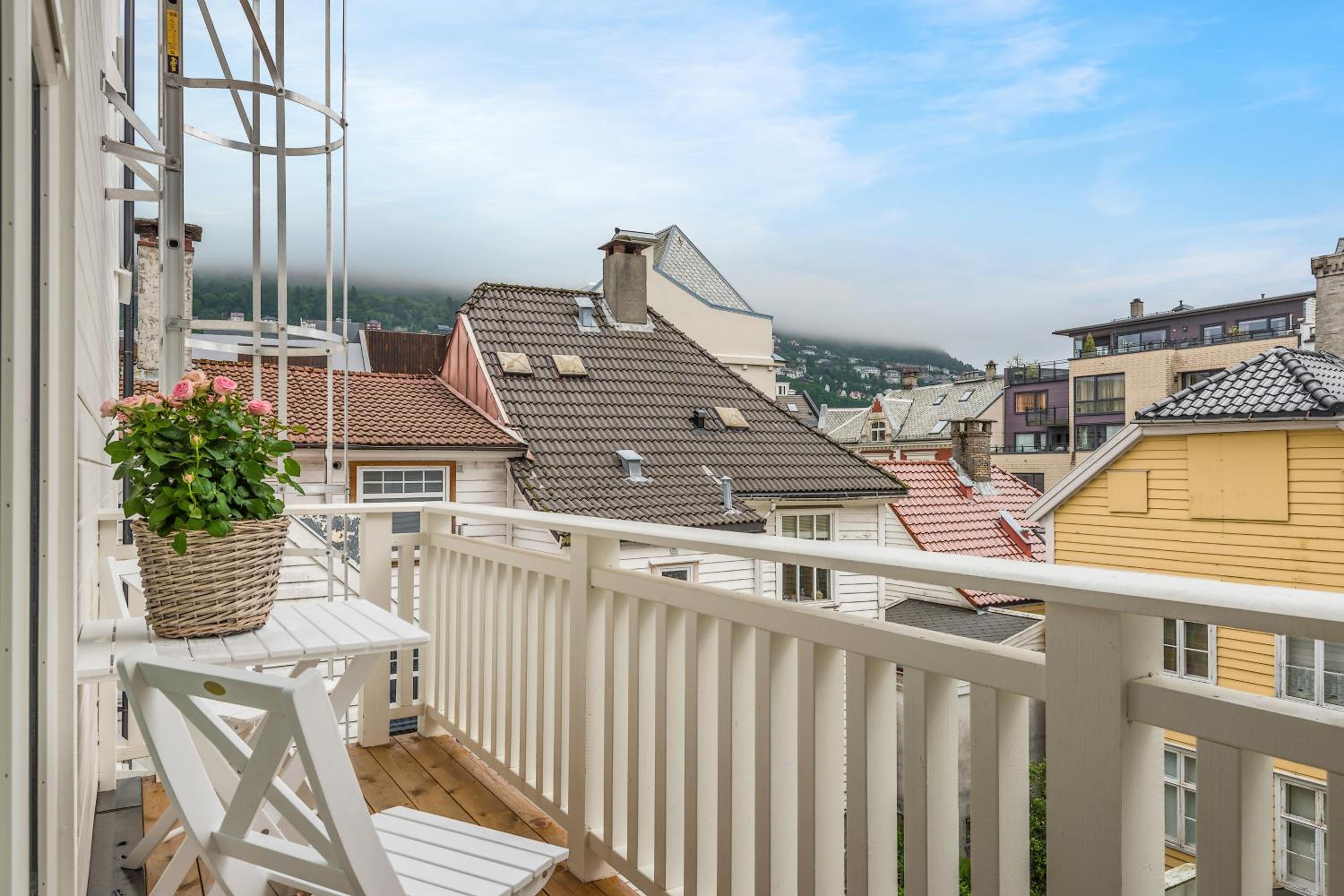 One-Bedroom Apartment with Balcony - Second Floor - Photo 9