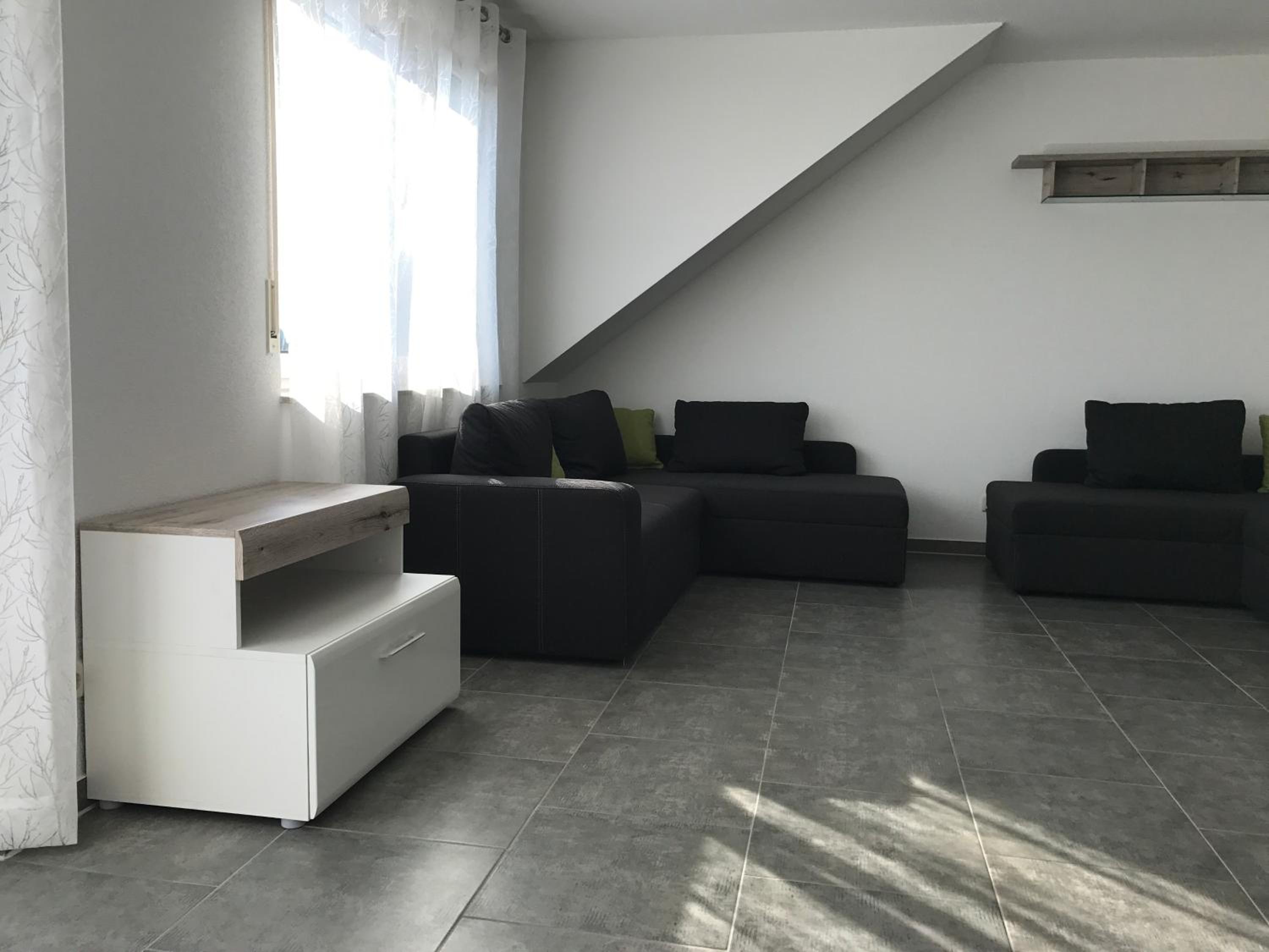 Family Room with Private Bathroom photo 1