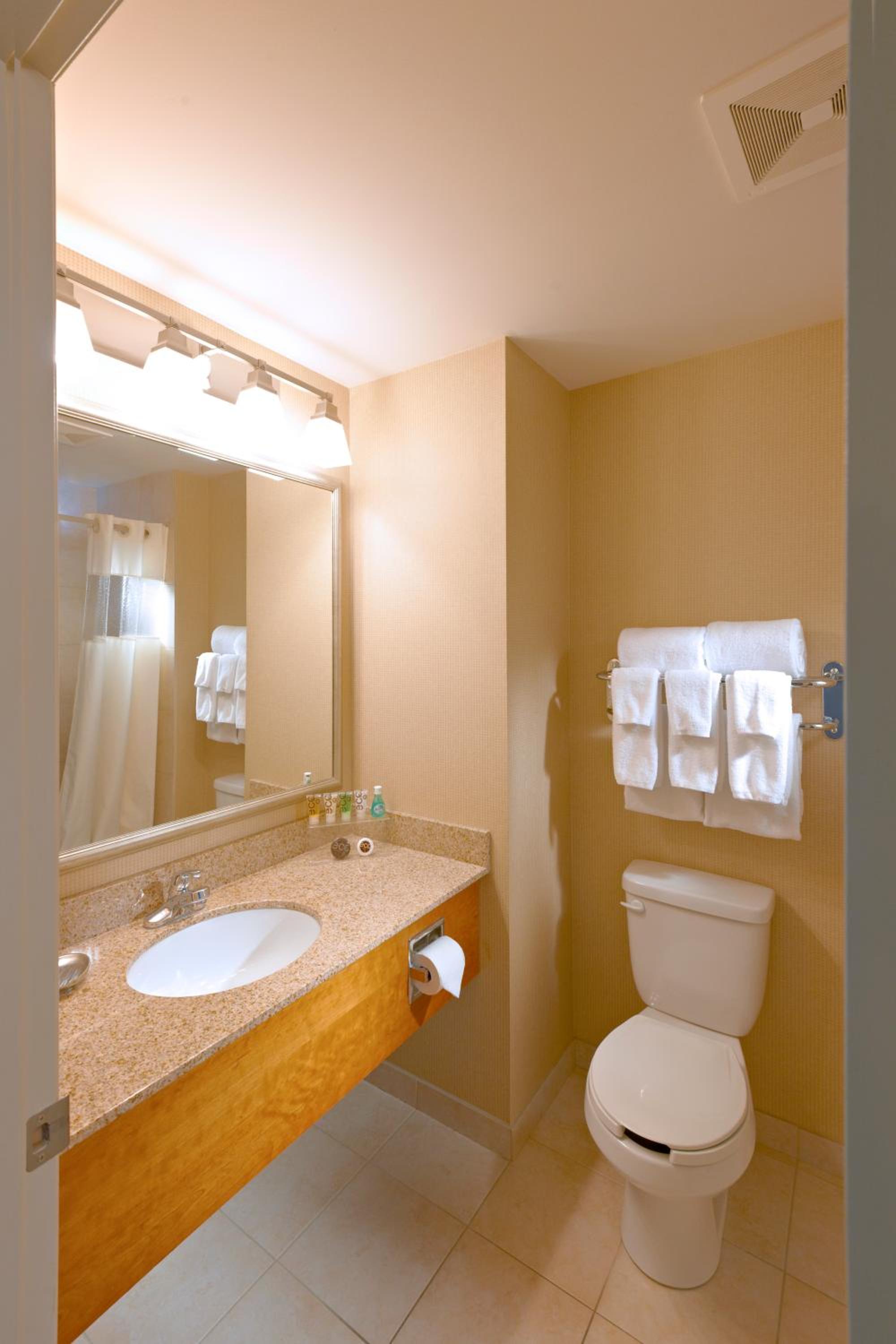Family Suite - Photo 2