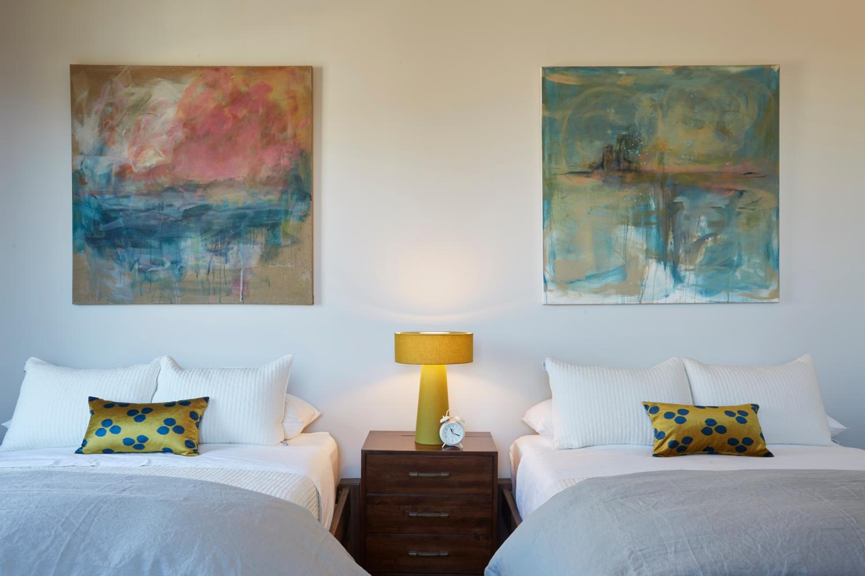 Queen Suite (Suite 7) photo 3