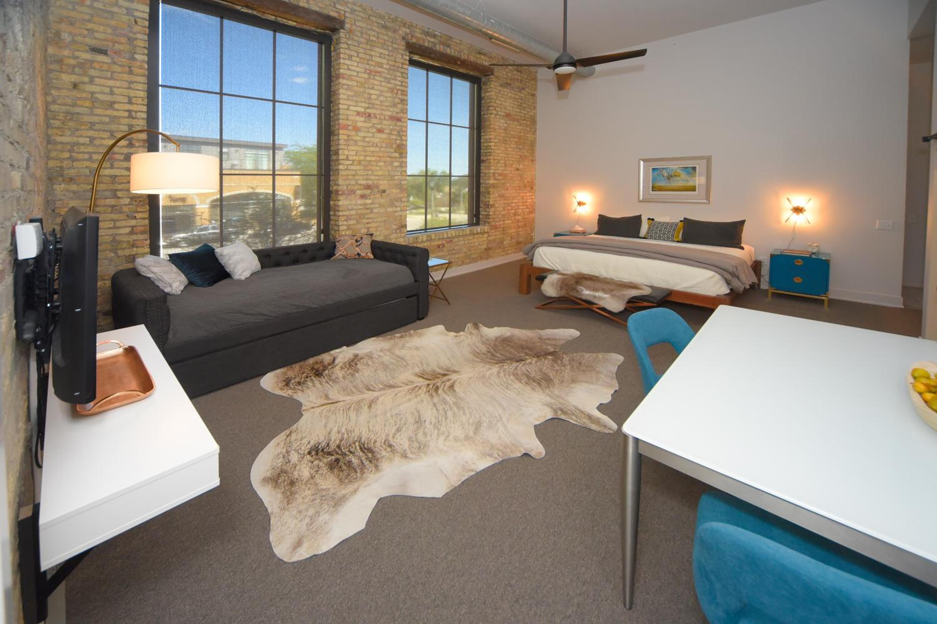 Superior King Suite (Suite 8) photo 2