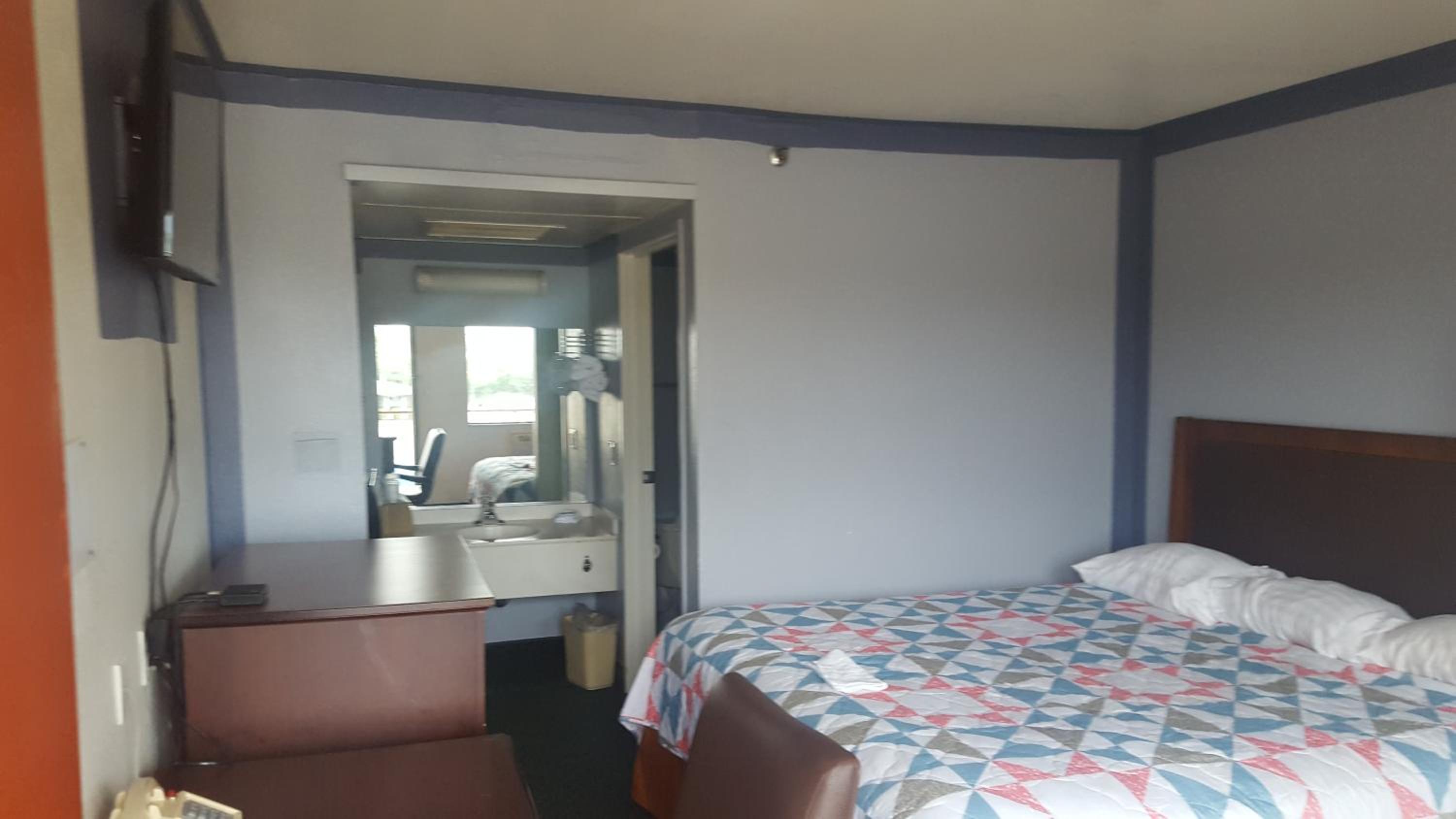 Standard Single Room photo 2