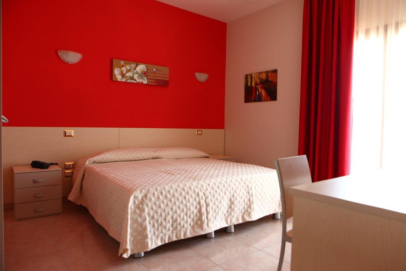 Superior Double or Twin Room with Terrace photo 1