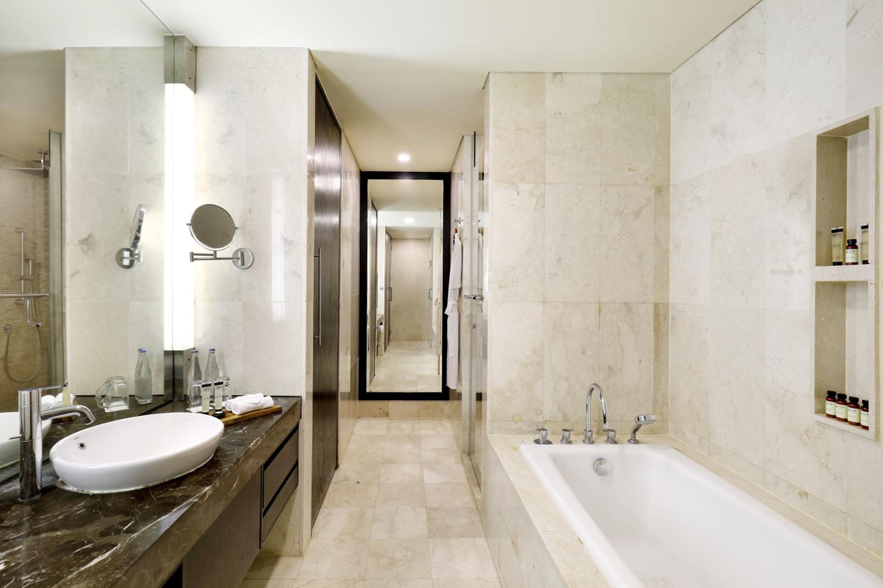 Deluxe Executive, 1 King Size Bed, Garden View with Free Kids and Resort Activities - Photo 6